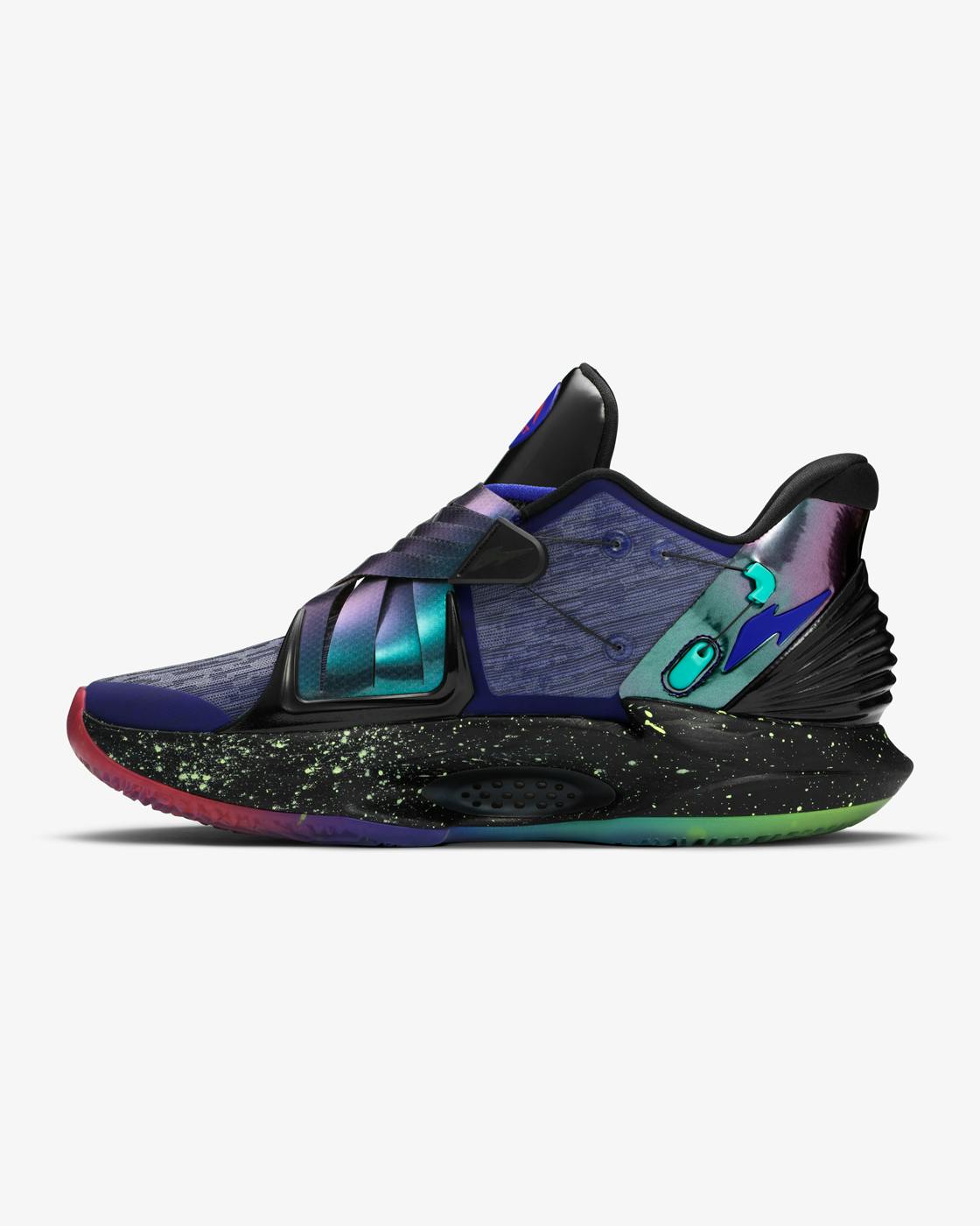 rtfkt-cryptokicks-irl (12)