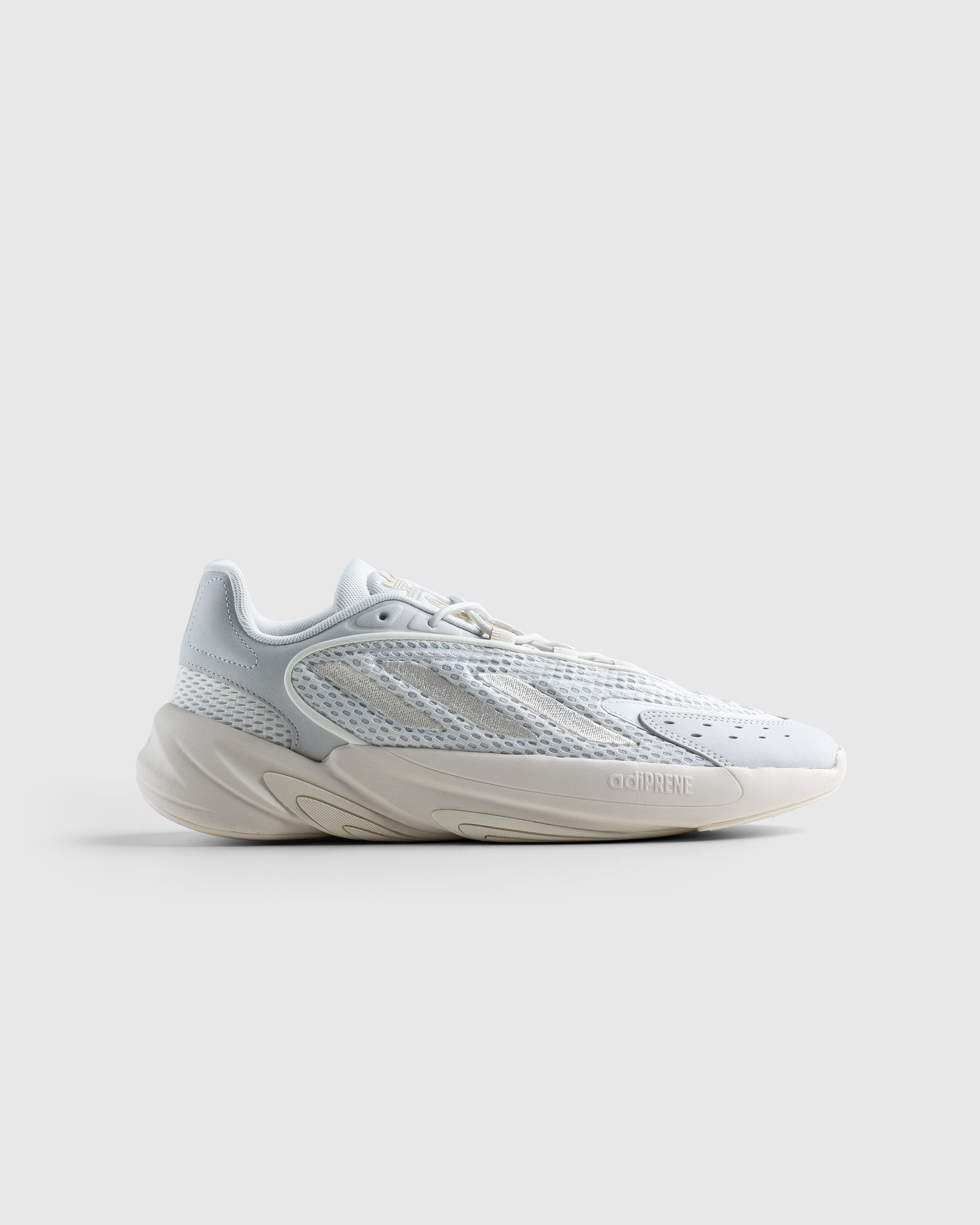 Adidas – Ozelia Off White/White