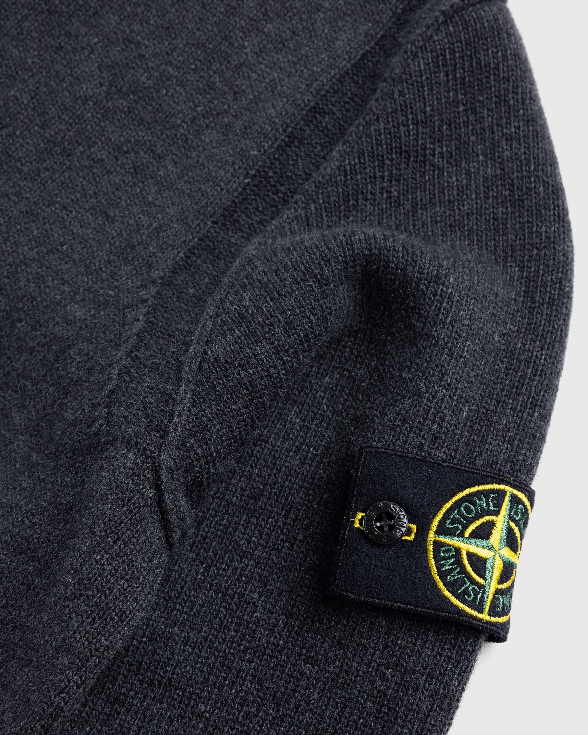 Stone island v neck jumper store