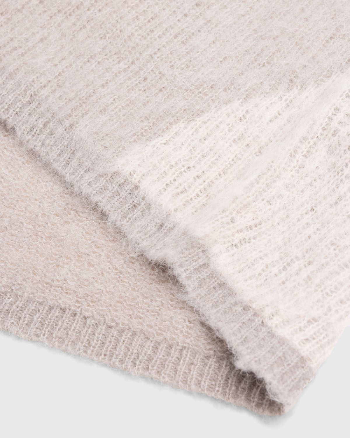 _J.L-A.L_ – Liquid Alpaca Vest Light Grey - Knitwear - Grey - Image 7