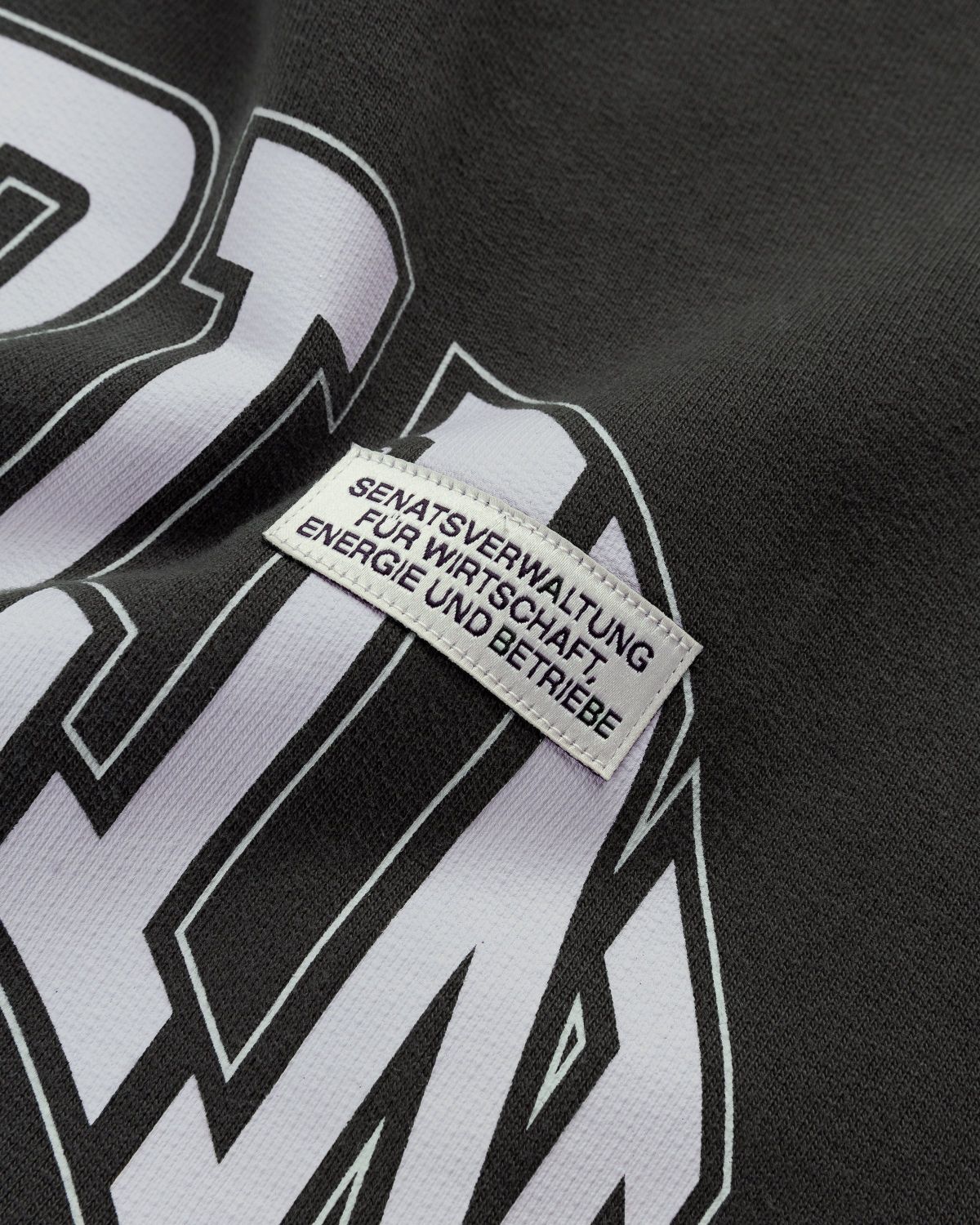 Highsnobiety – BERLIN, BERLIN 3 Crewneck Black - Sweats - Black - Image 4