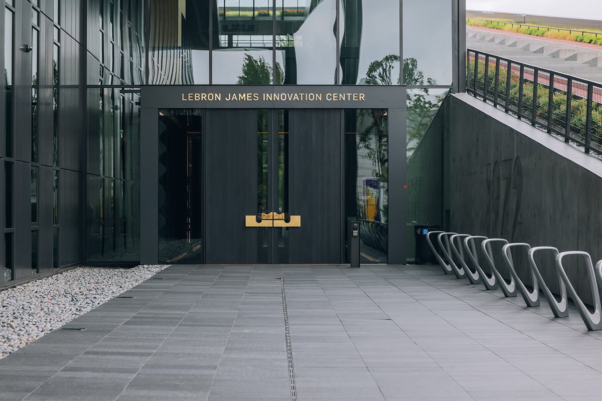 nike-lebron-james-innovation-center- (7)
