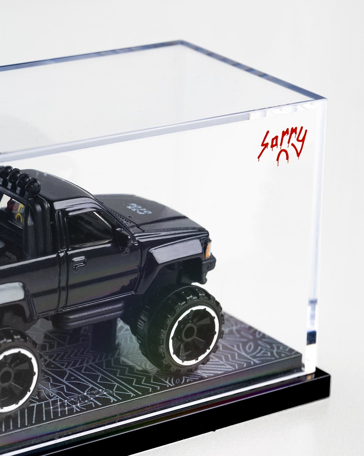 Mattel Creations x Evan Mock x Hot Wheels – 1987 Toyota Pickup North Shore Edition - Toys - Black - Image 4