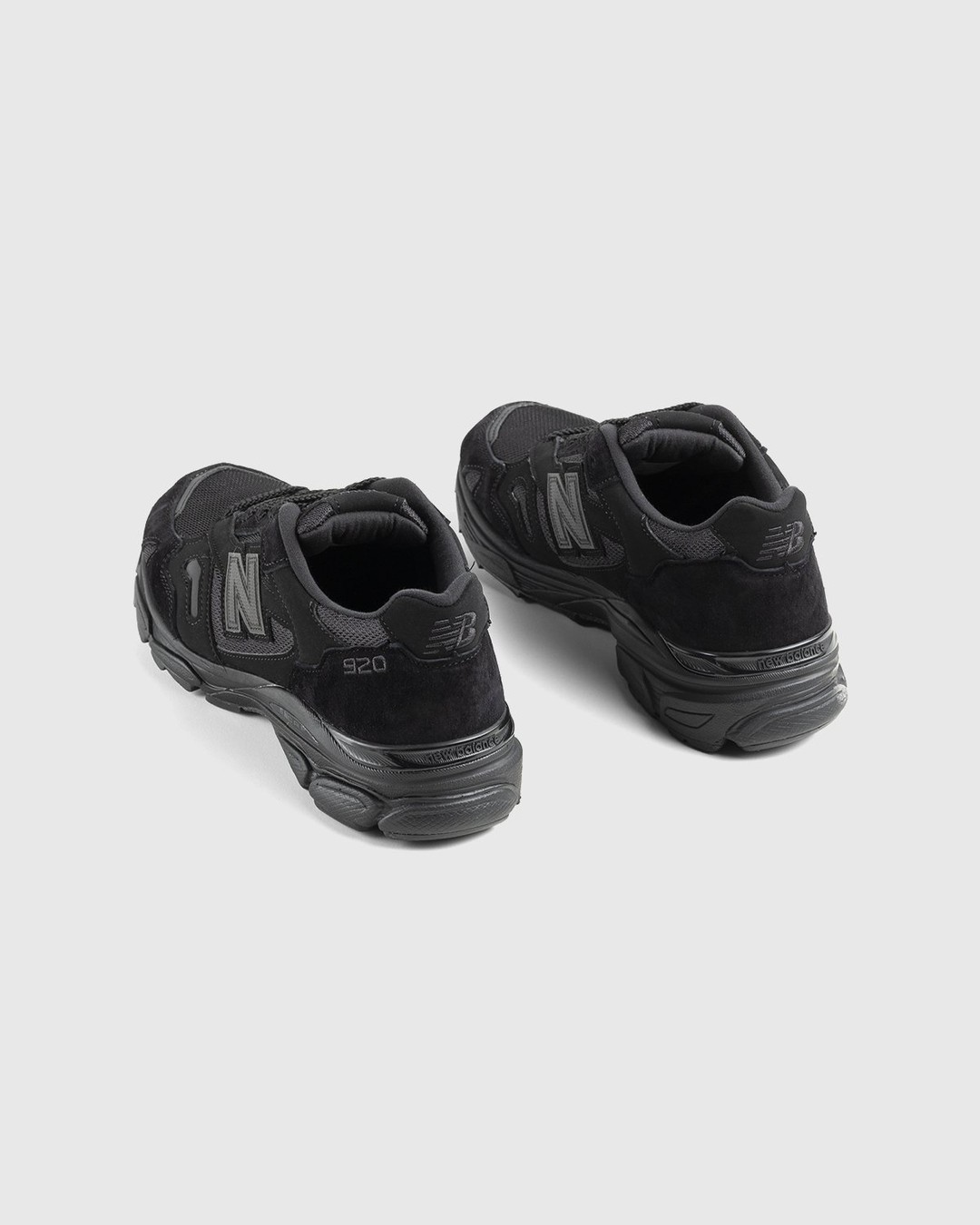 New Balance – M920 Black - Low Top Sneakers - Black - Image 4