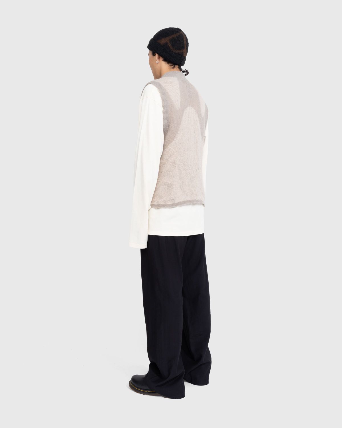 _J.L-A.L_ – Liquid Alpaca Vest Light Grey - Knitwear - Grey - Image 4
