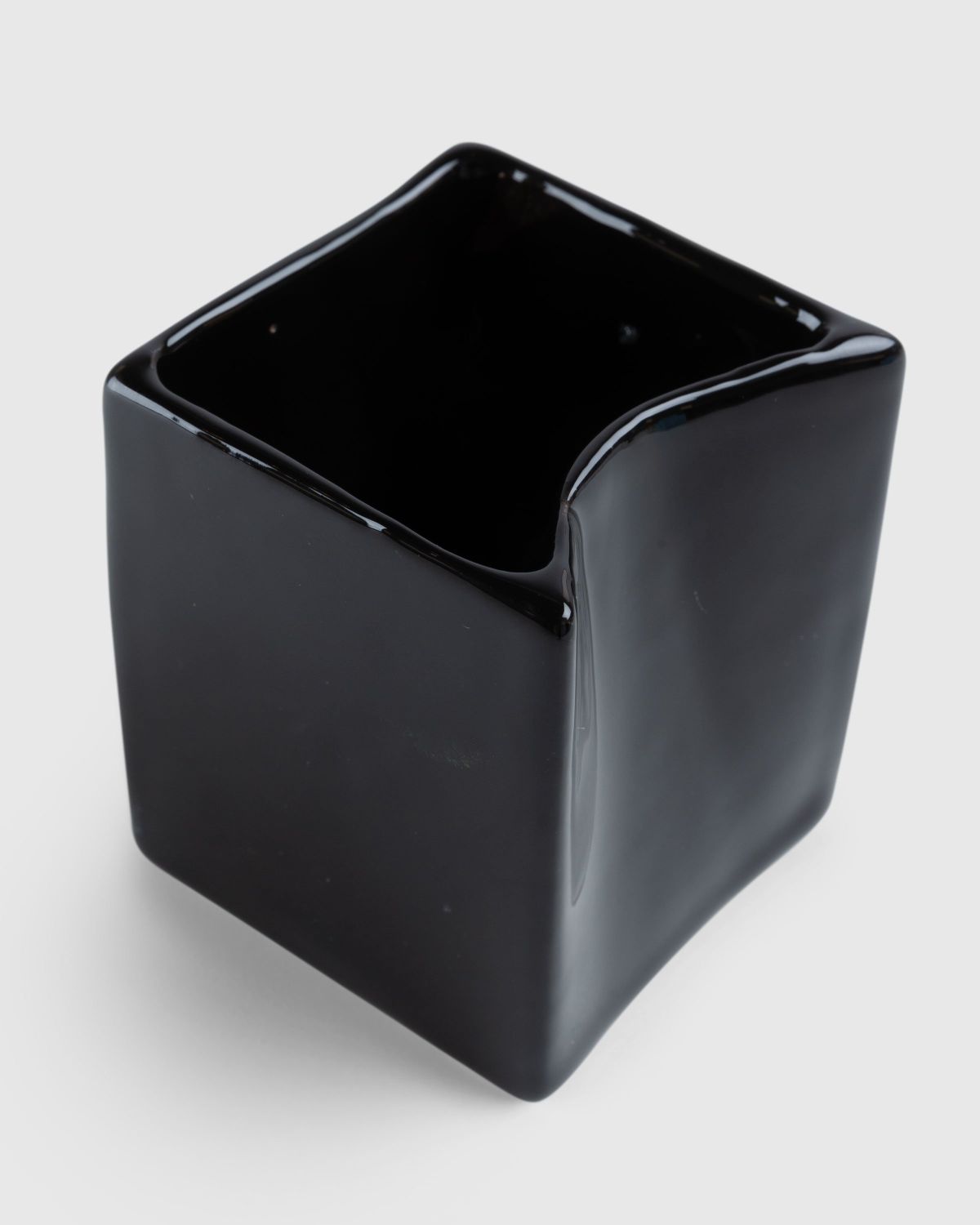 Zordan Generazione – Oliver & Emily Mug Black - Ceramics - Black - Image 2
