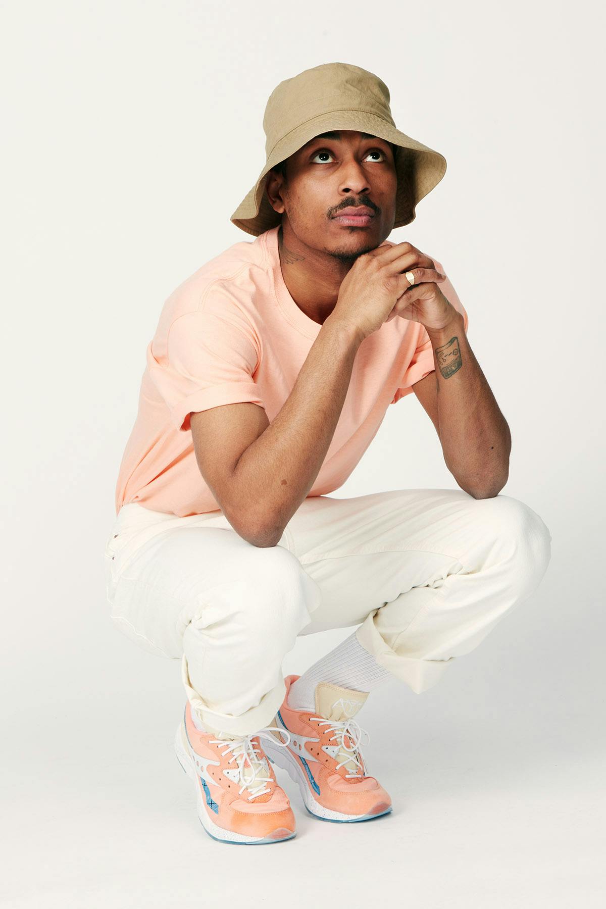 saucony-aya-peaches-cream-02
