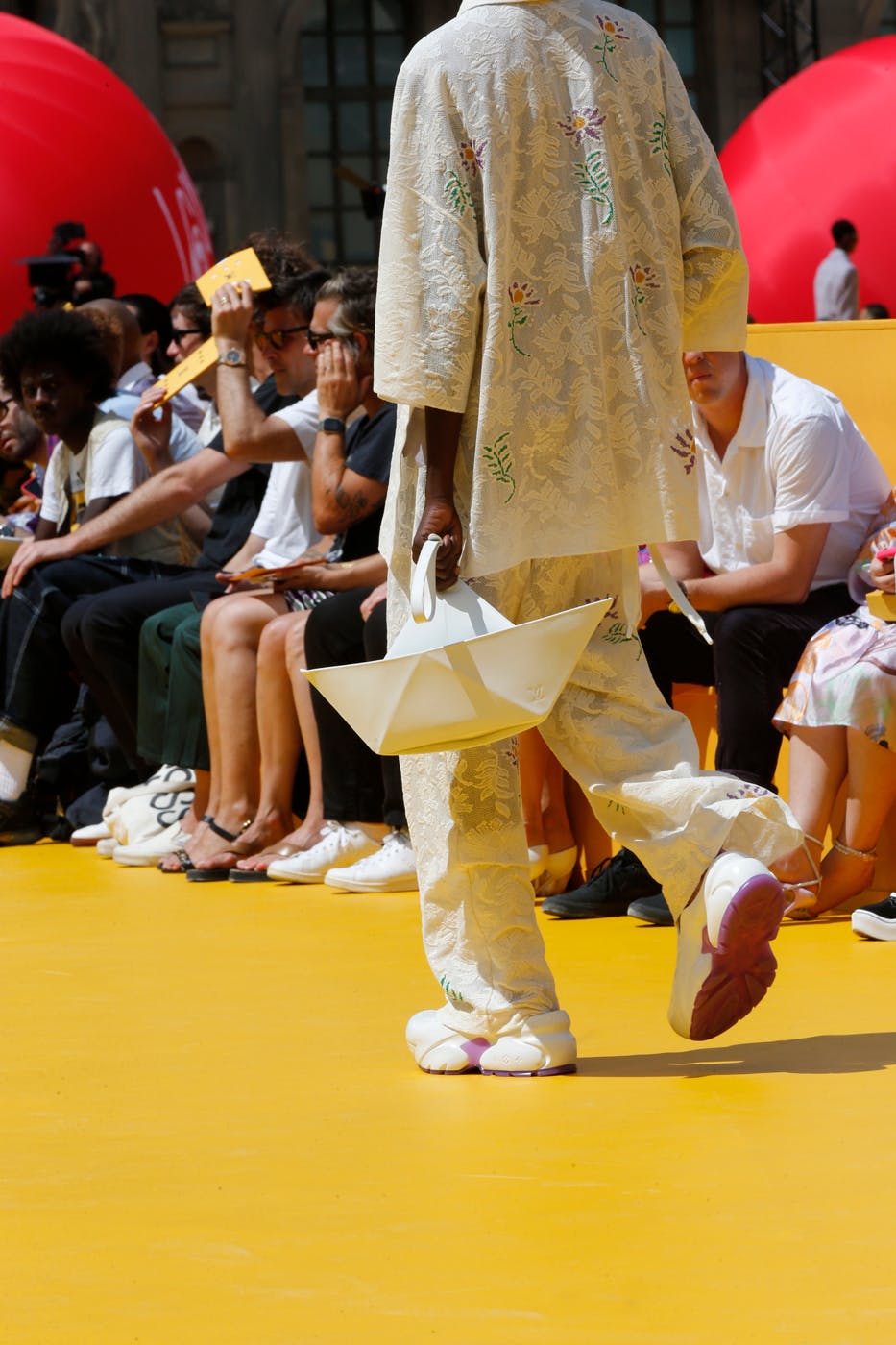 louis-vuitton-ss23-collection-runway-bags-shoes (9)