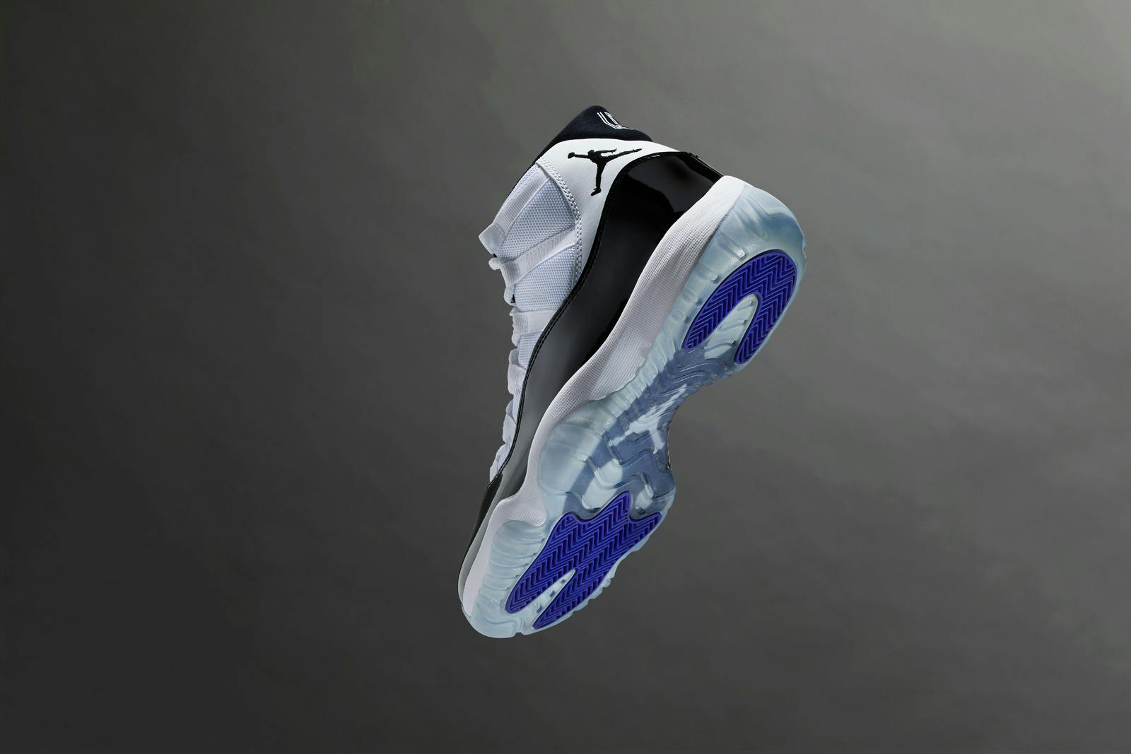 squeaky jordan 11