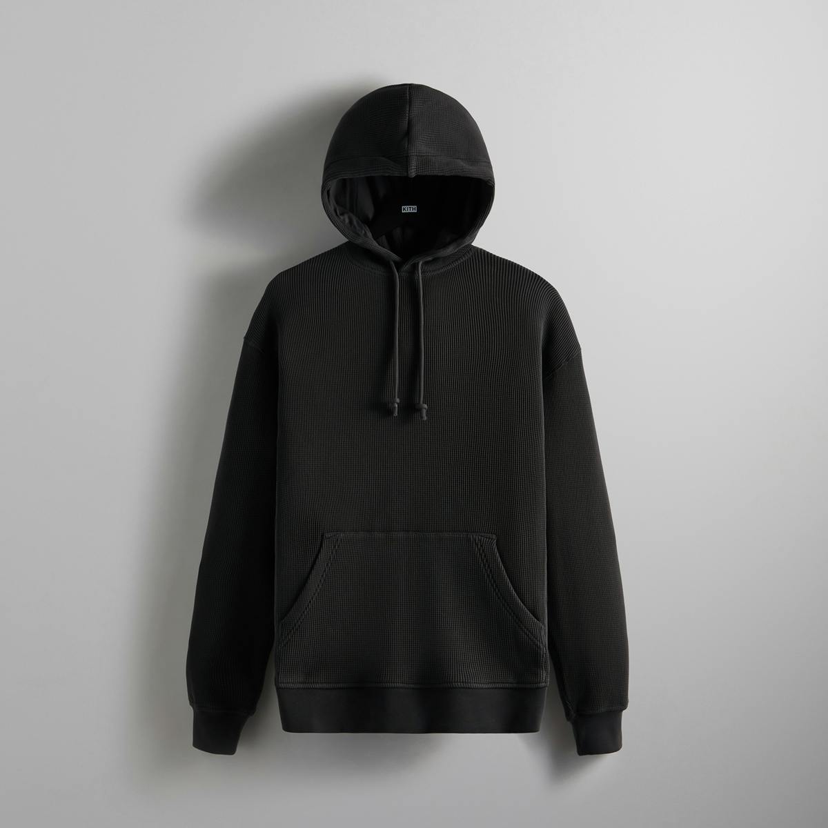 kith-spring-2-2022-collection-lookbook-101-08