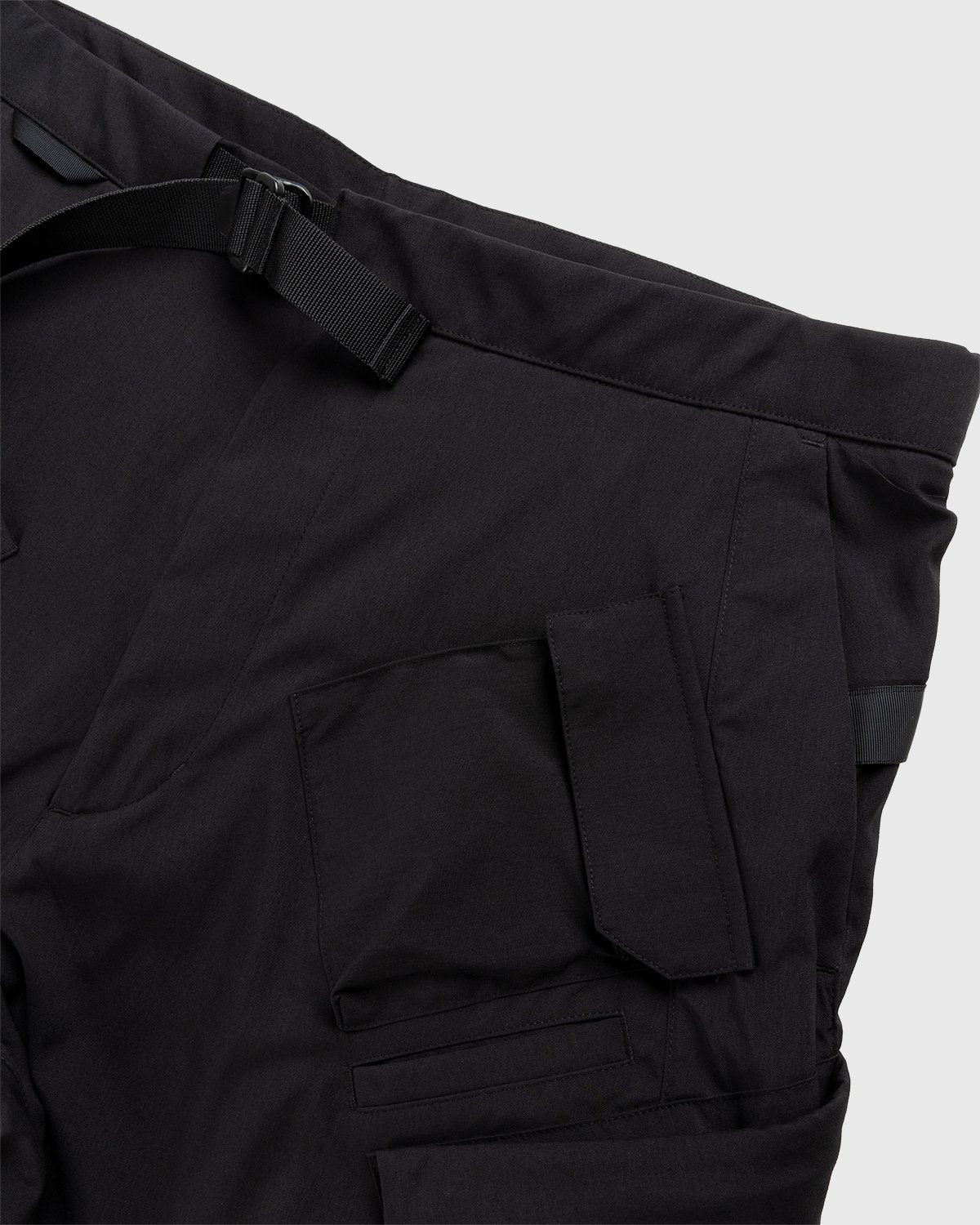 ACRONYM – SP29-M Cargo Shorts Black - Shorts - Black - Image 4