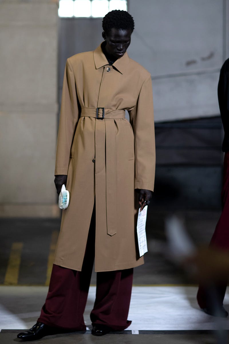 ED_TENT_DRIES_VAN_NOTEN_MEN'S_SS23_EVA_AL_DESNUDO_026