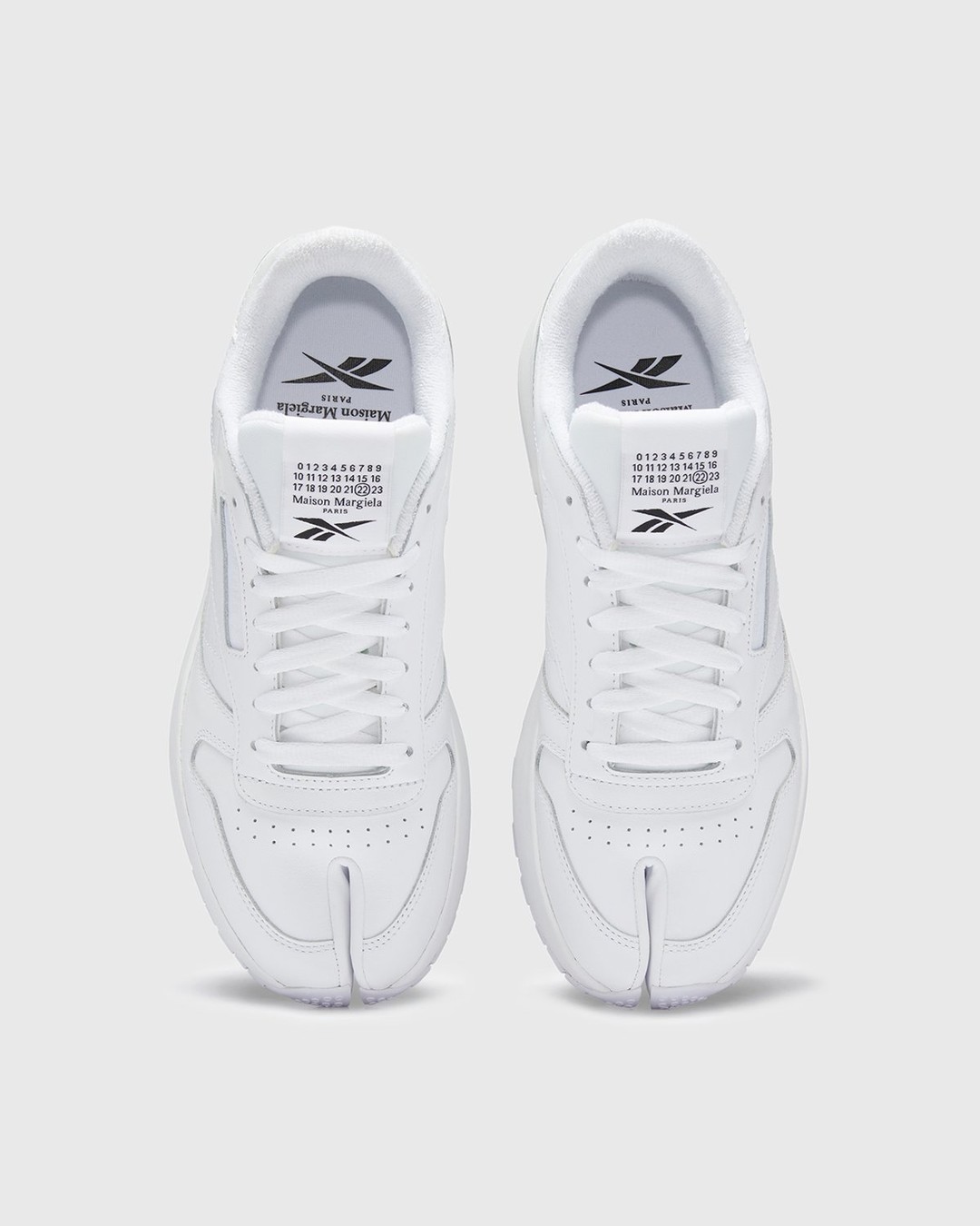 Maison Margiela x Reebok – Classic Leather Tabi White - Low Top Sneakers - White - Image 7