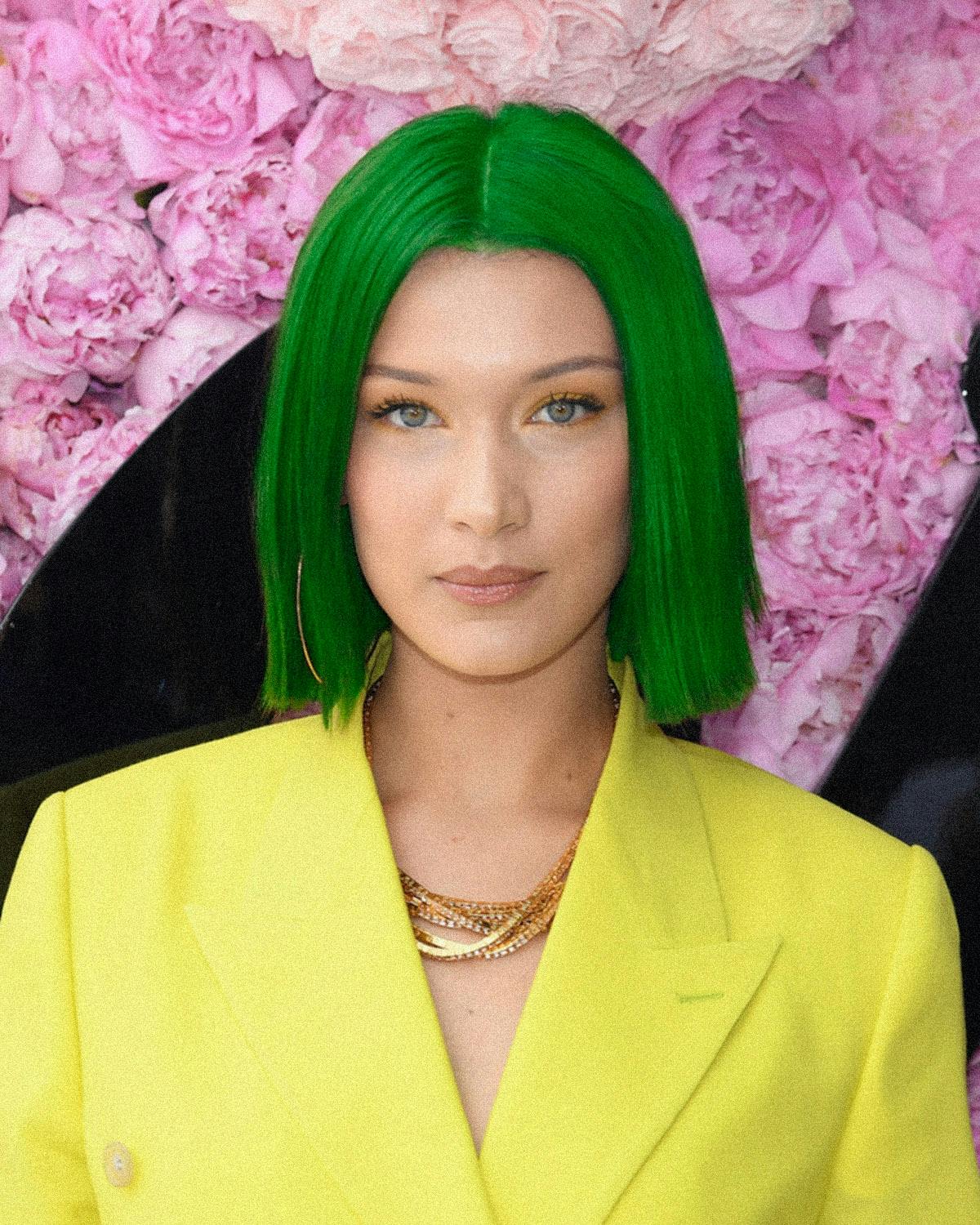 sgp-hair-dye-Bella_Hadid_green_FIN