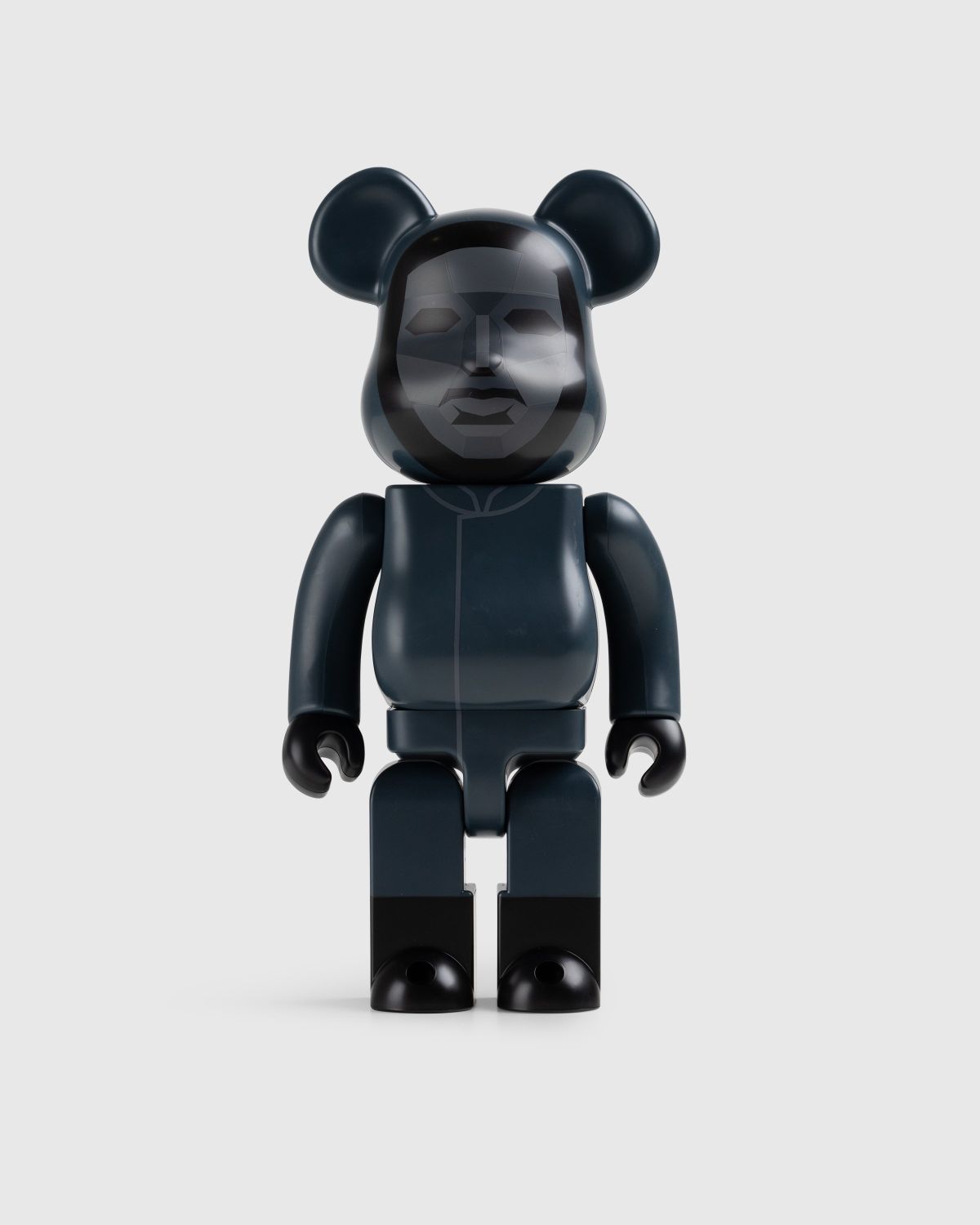 Medicom – Be@rbrick Squid Game Frontman 1000% Multi - Art & Collectibles - Multi - Image 1