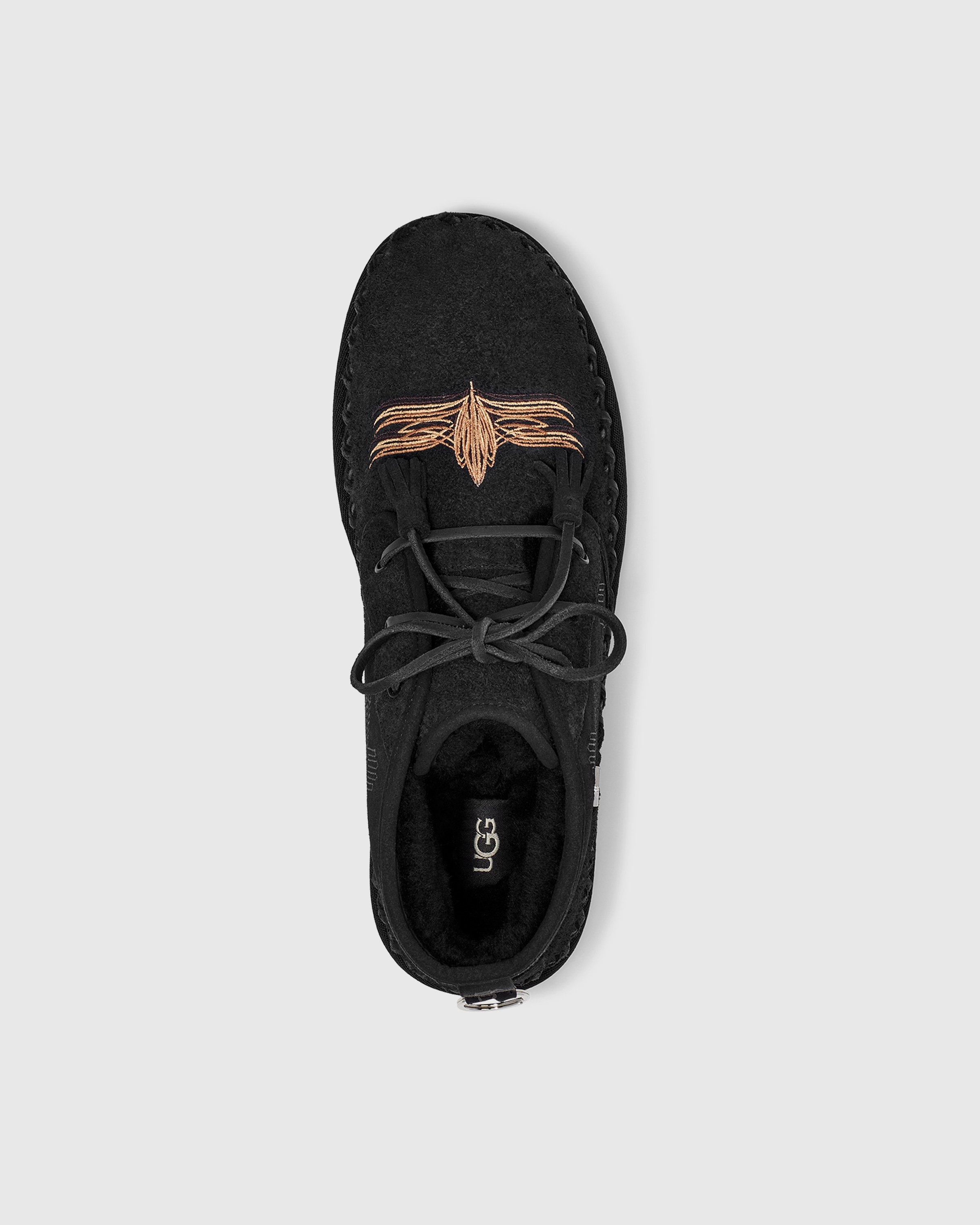 Uggs desert boots top