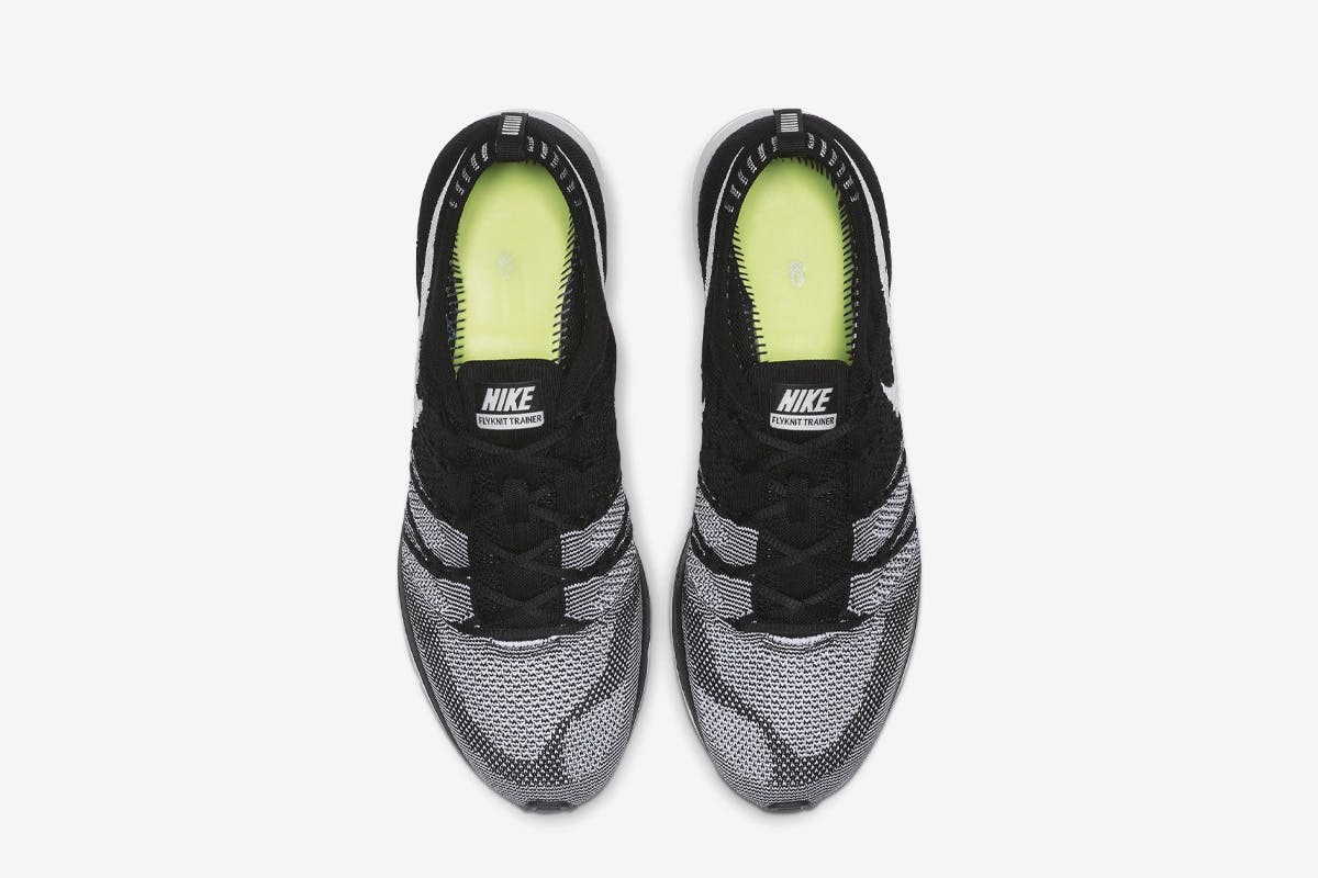 Black and white nike flyknit trainer sneaker