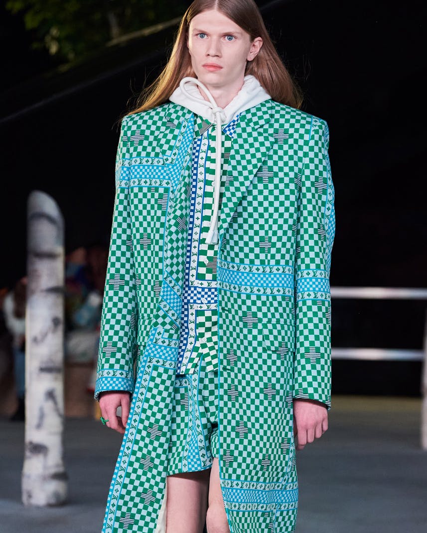 virgil-abloh-louis-vuitton-ss22-collection-details-nike (87)