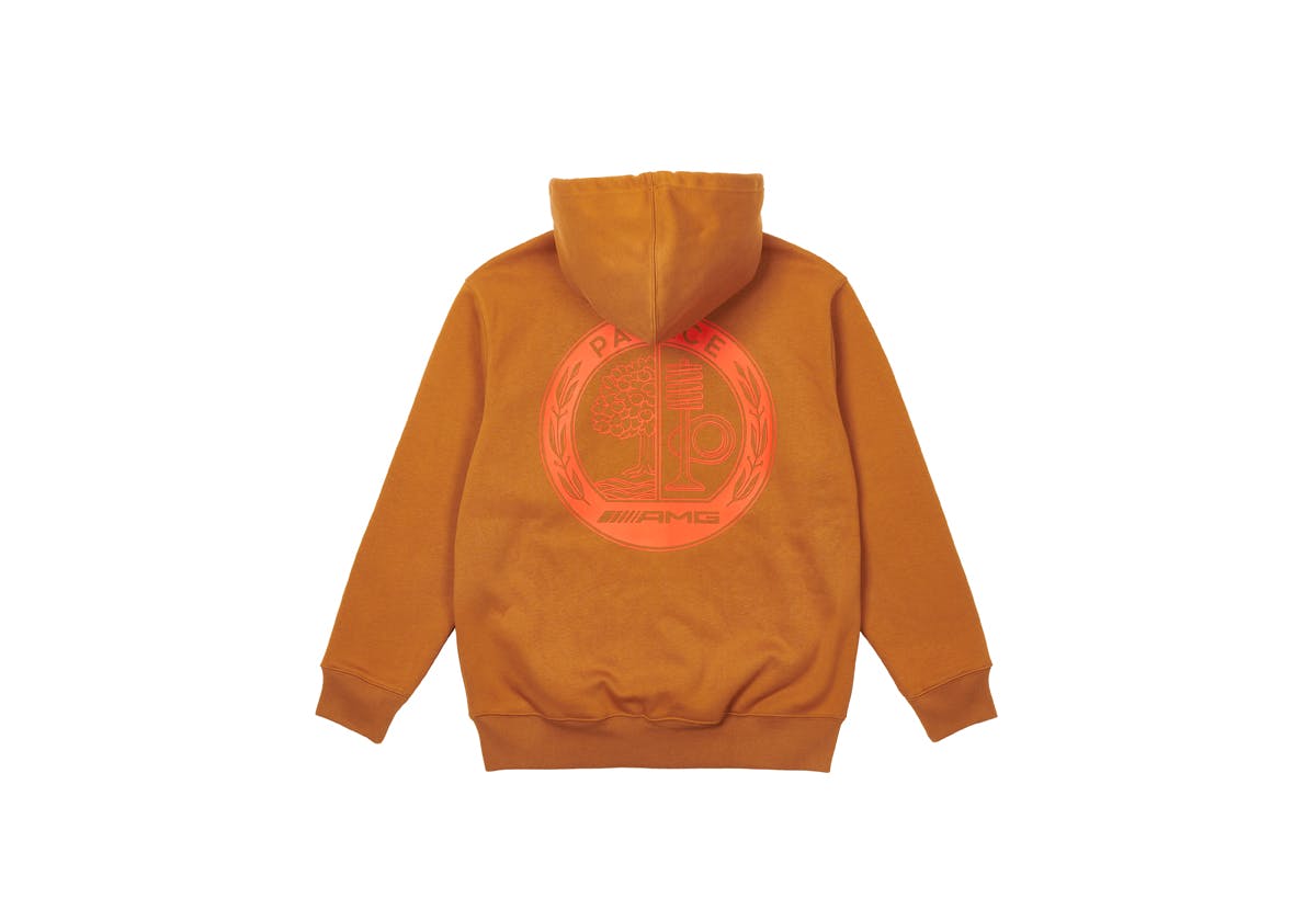 palace-skateboards-mercedes-amg-ss22-collab-cars (20)