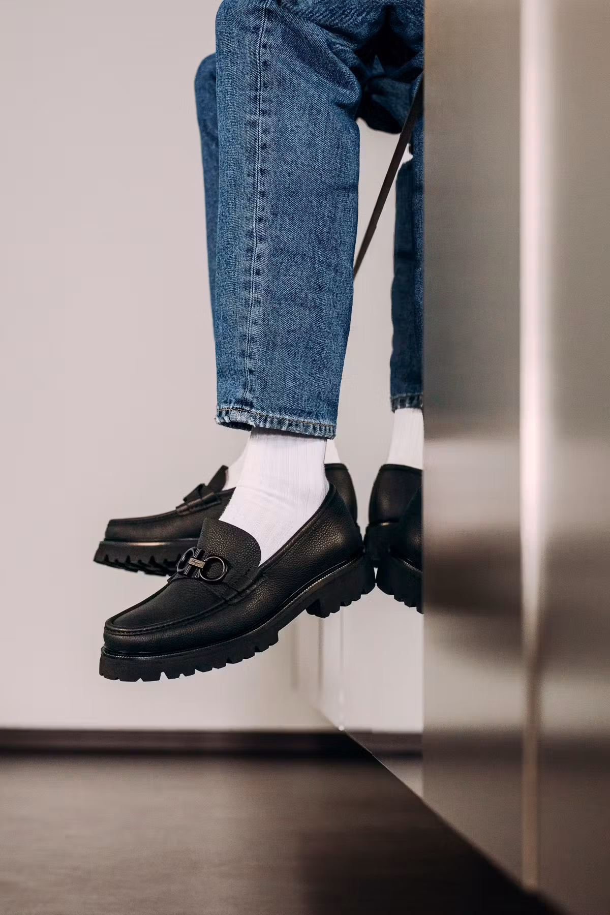 ferragamo-footwear-style-guide-14