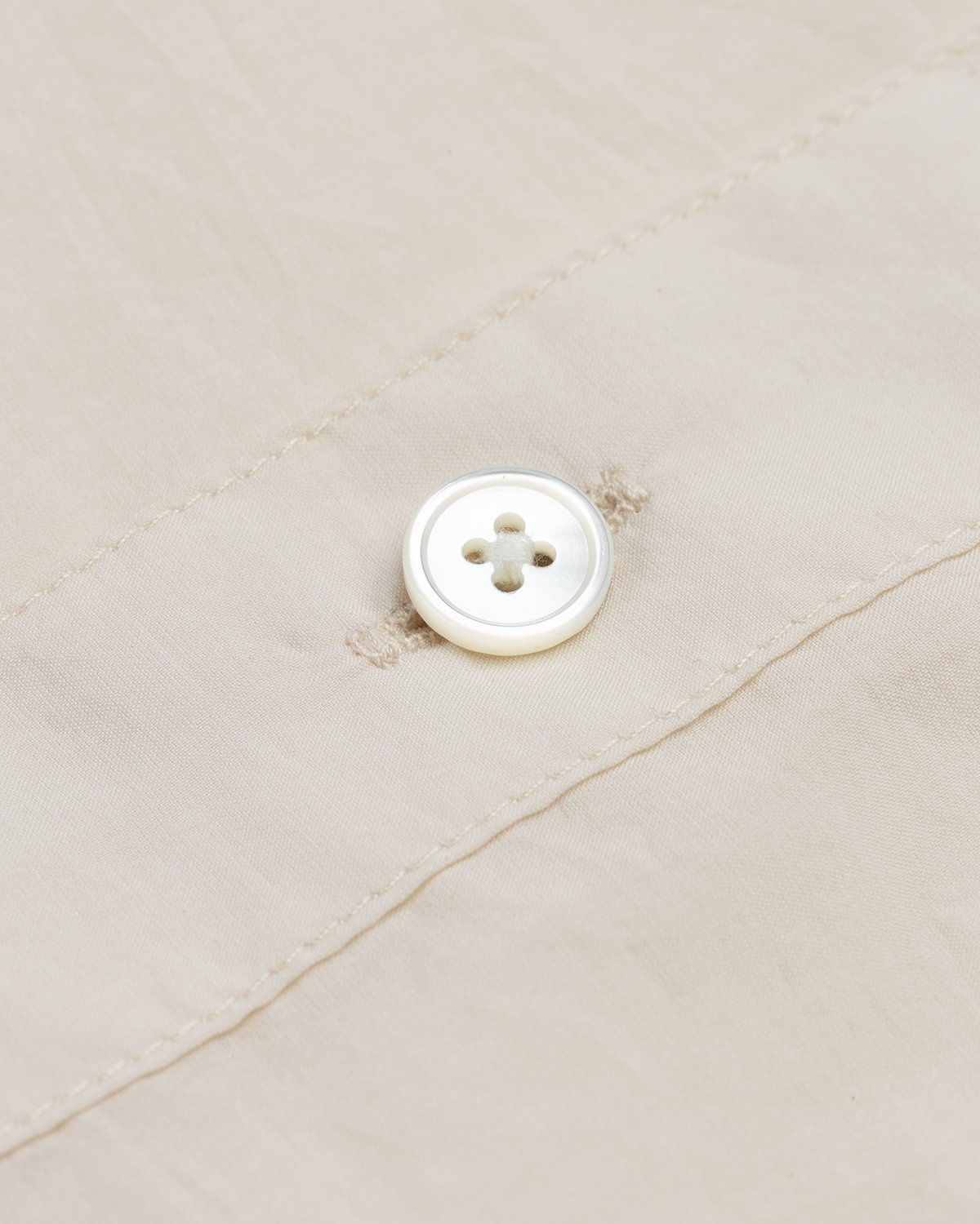 Lemaire – Regular Collar Short Sleeve Shirt Ivory - Shirts - White - Image 3