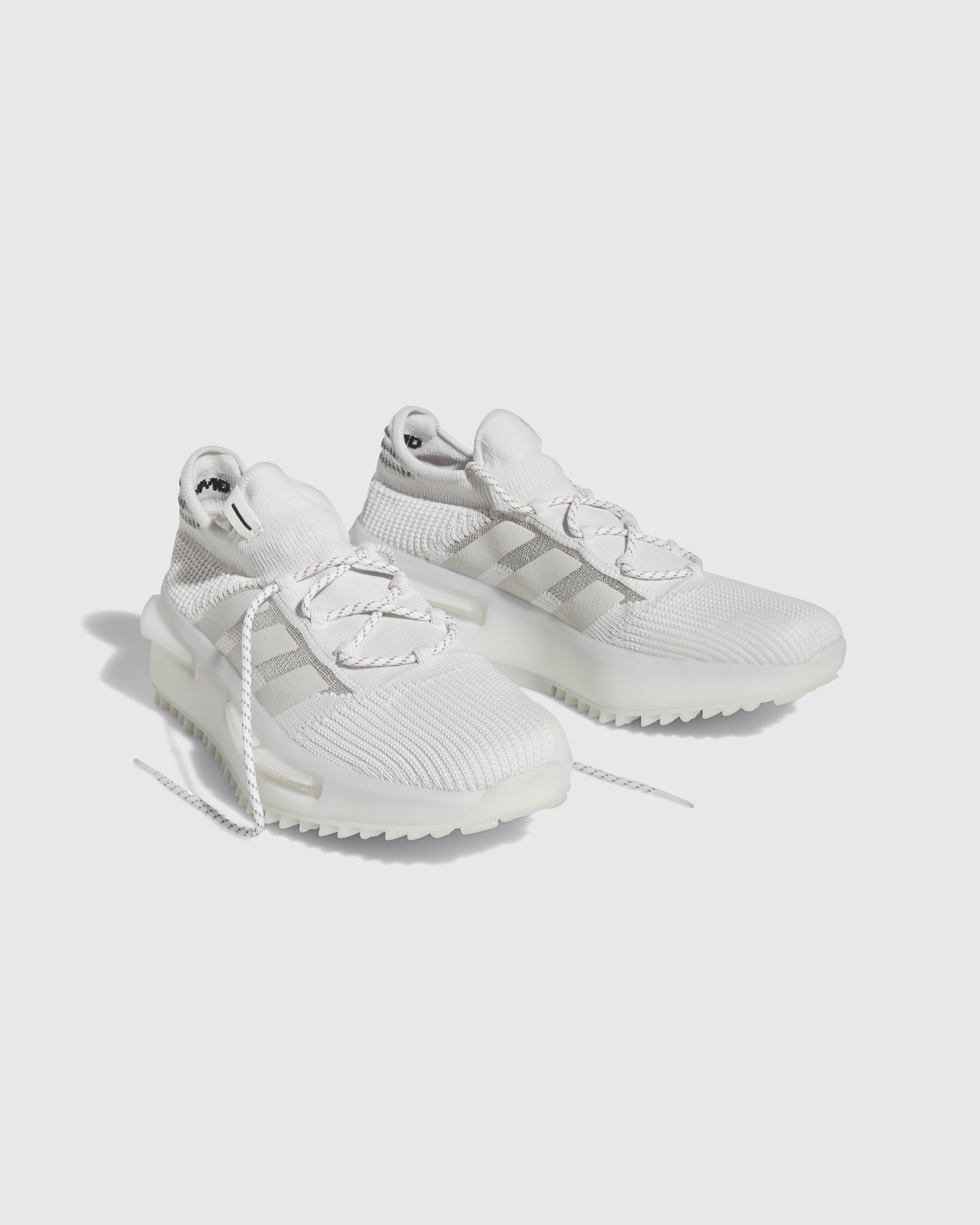 White shoes top nmd