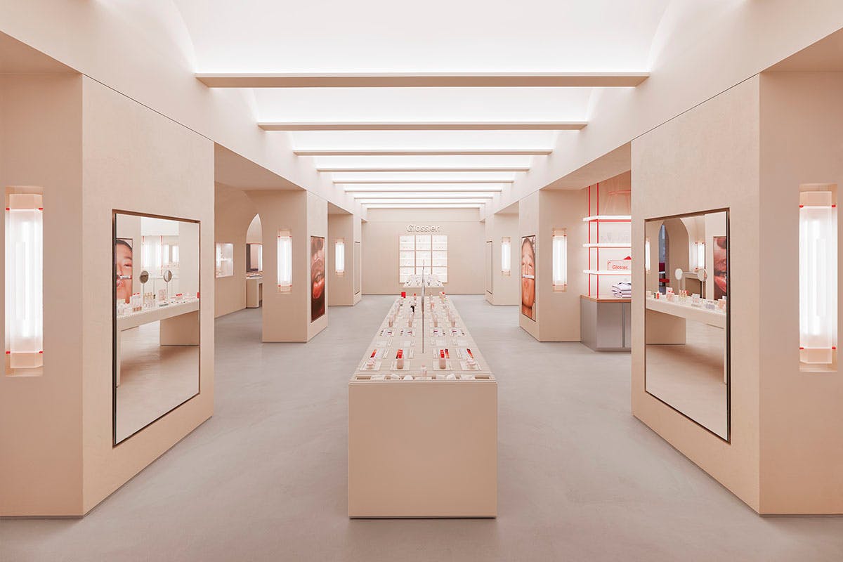 glossier-new-store-soho-nyc-4