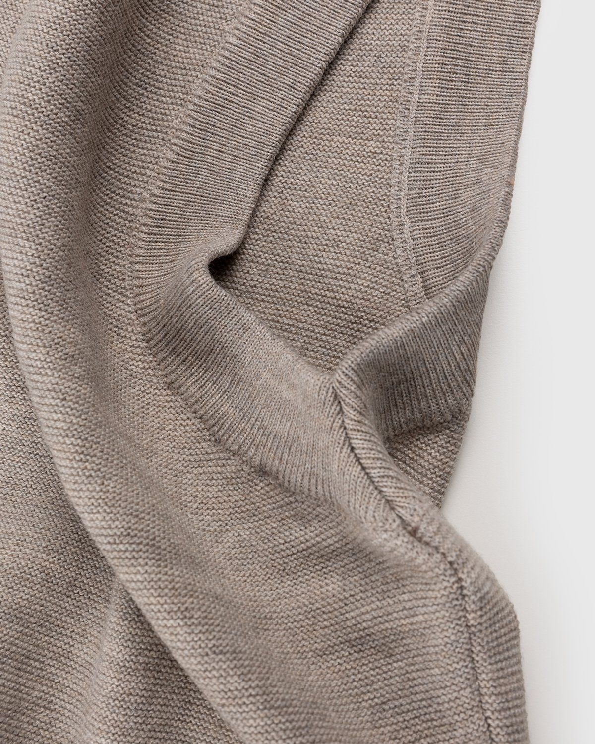 Lemaire – V-Neck Merino Vest Light Stone Melange - Knitwear - Beige - Image 5