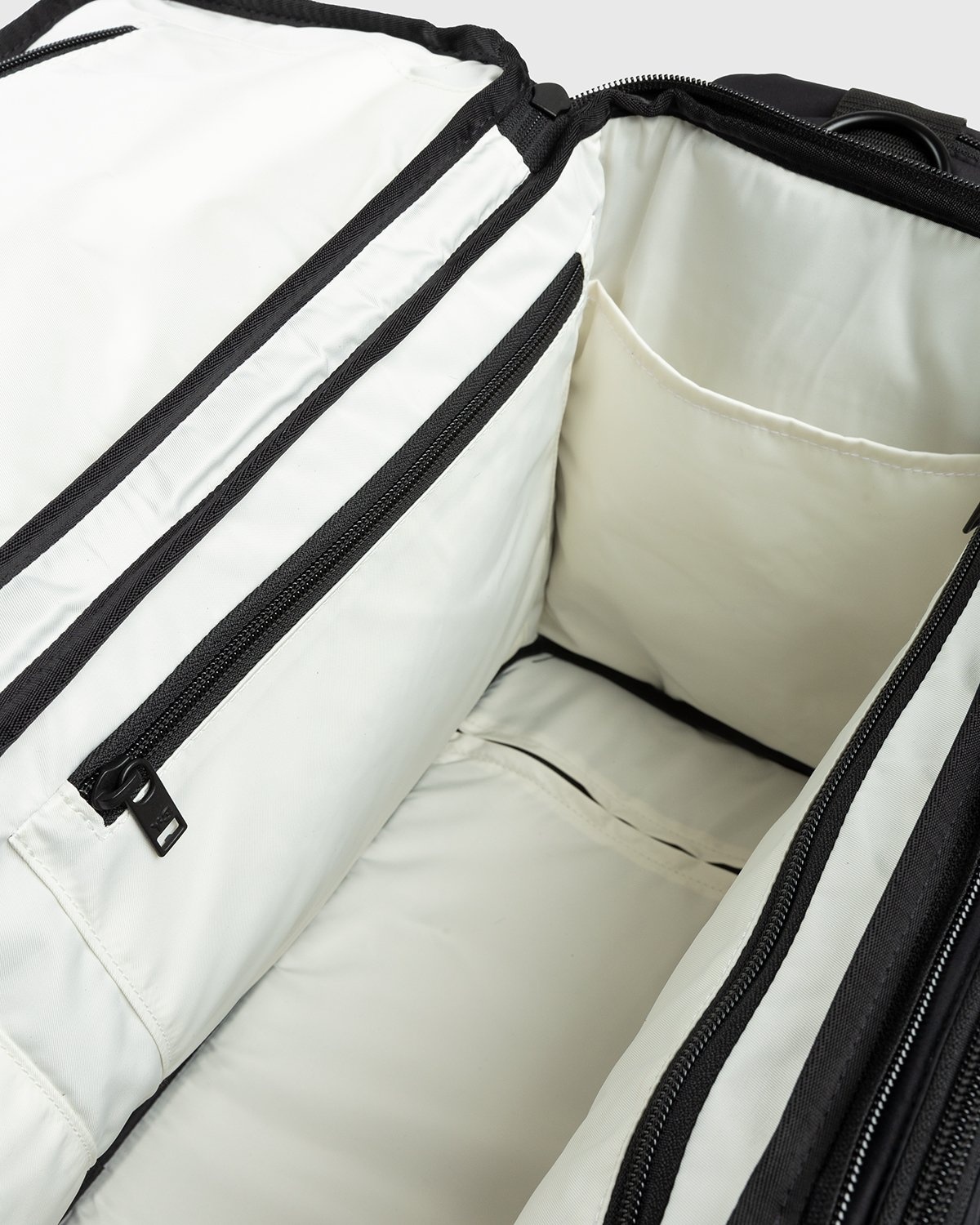 Y-3 – Mobile Archive Hold-All Duffle Bag Black - Bags - Black - Image 5