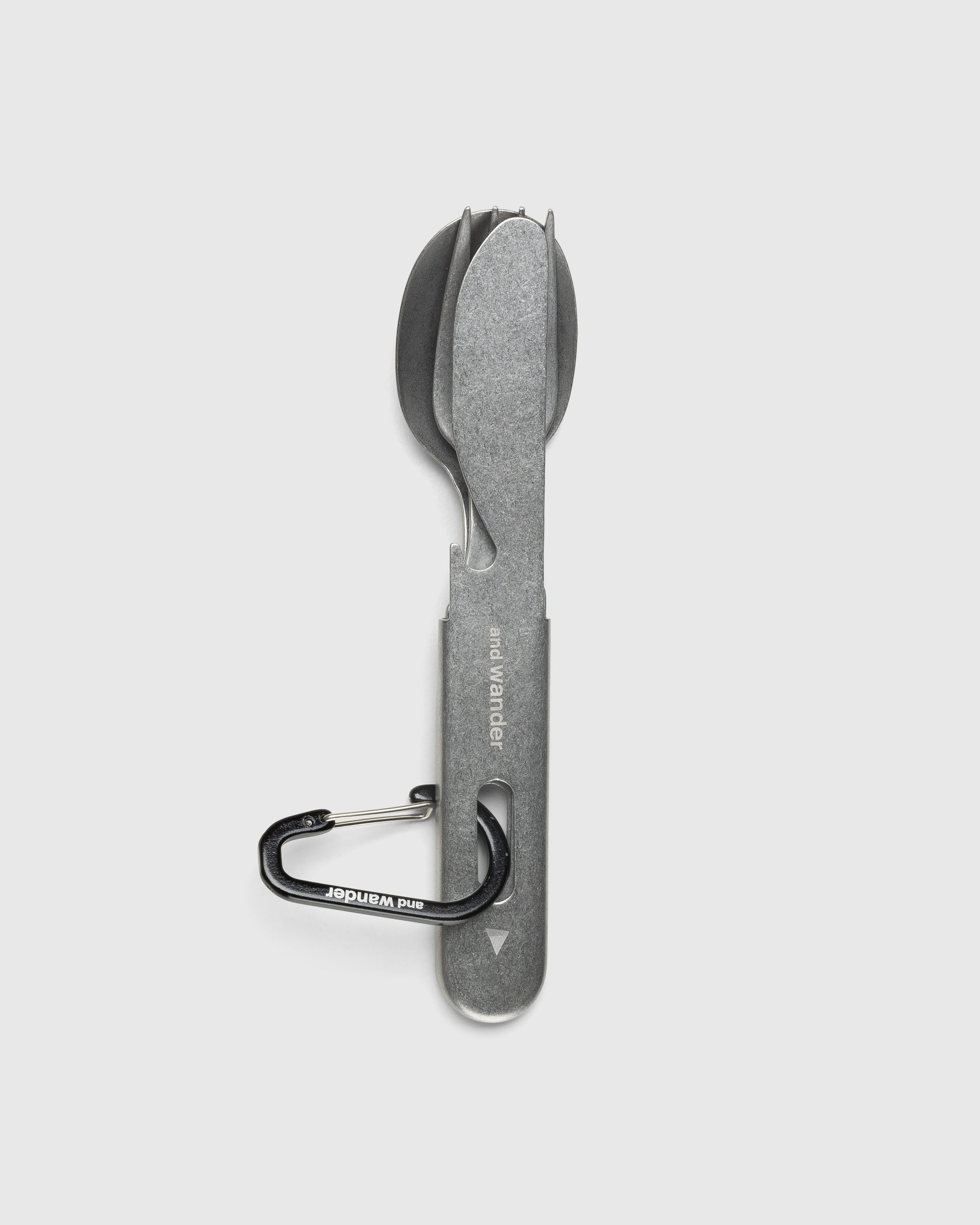 And Wander – Cutlery Set Silver - Lifestyle - Silver - Image 1
