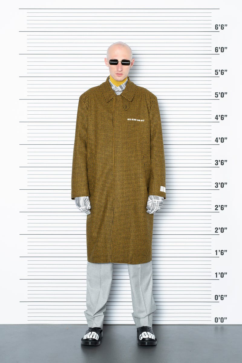 vetements-vtmnts-ss22-collection-lookbook- (40)