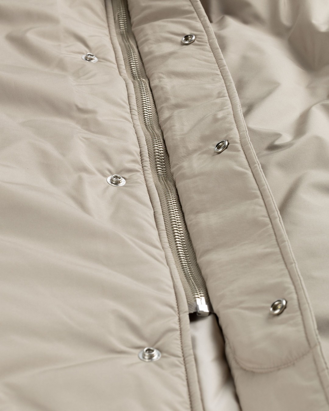 Highsnobiety HS05 – Light Insulated Eco-Poly Trench Coat Beige - Outerwear - Beige - Image 7