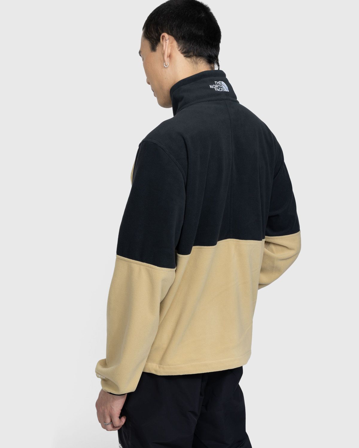 The North Face – TNF Polartec 100 Quarter-Zip Deep Grass Beige - Fleece - Green - Image 3
