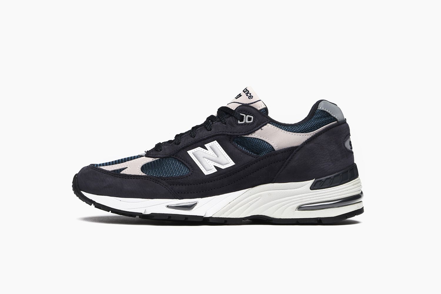 New Balance's Best 'Made In USA & UK' Sneakers to Buy Right Now 最安価格 new balance M991FA スニーカー