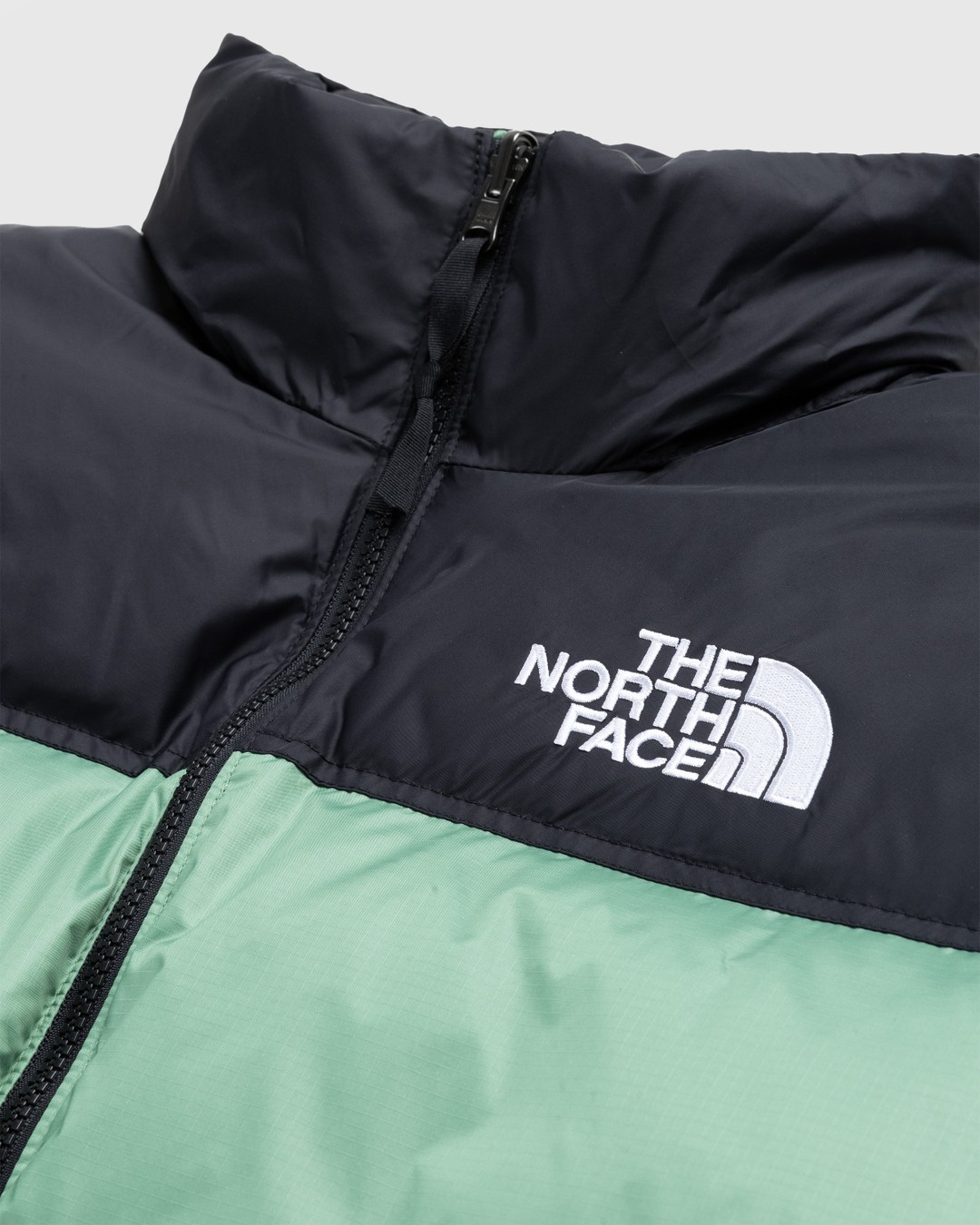 The North Face – 1996 Retro Nuptse Jacket Deep Grass Green