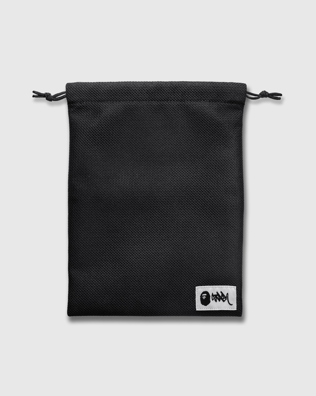 Leica – D-Lux 7 “A BATHING APE® x STASH” Edition Black - Lifestyle - Multi - Image 5