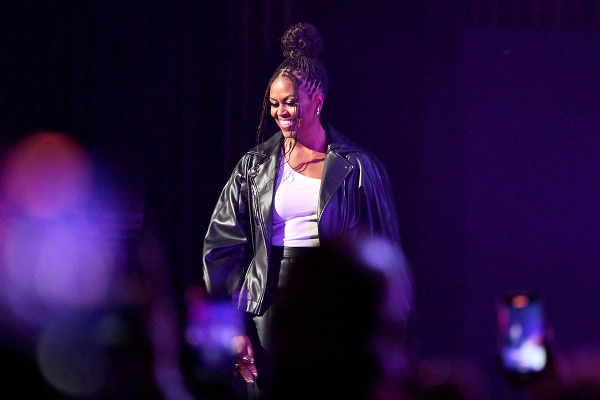 michelle-obama-book-tour-style-outfits-feat