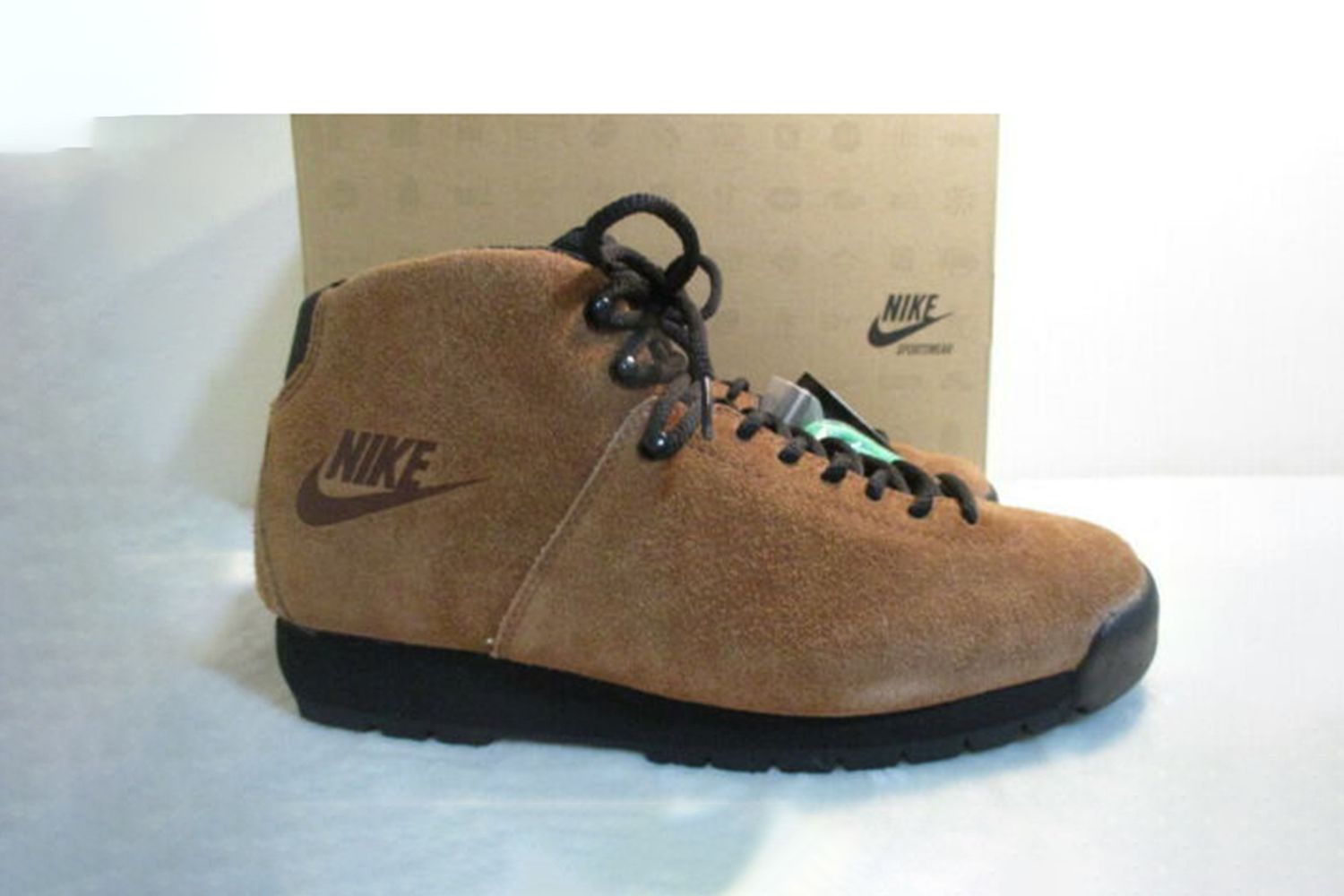 Vintage nike acg hiking shoes Nike ACG: 10 of the Best Pieces We Found at Resale