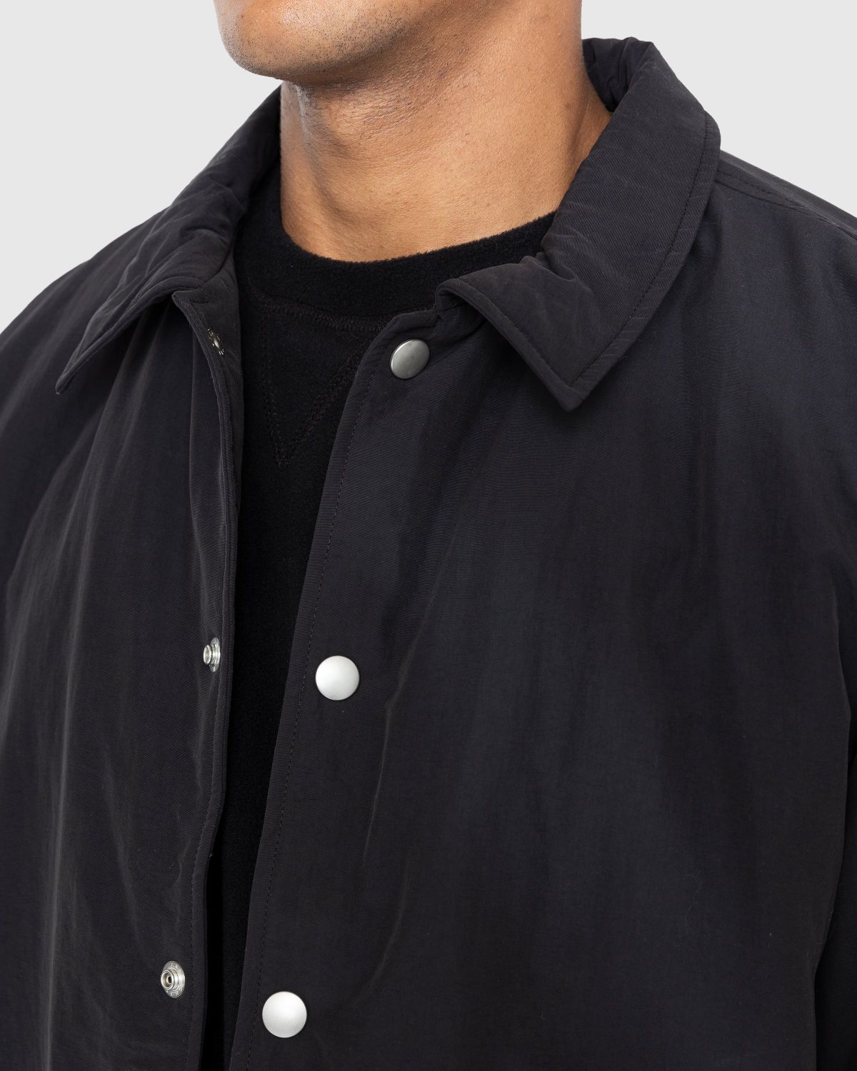 Highsnobiety – Insulated Coach Jacket Black - Jackets - Black - Image 7