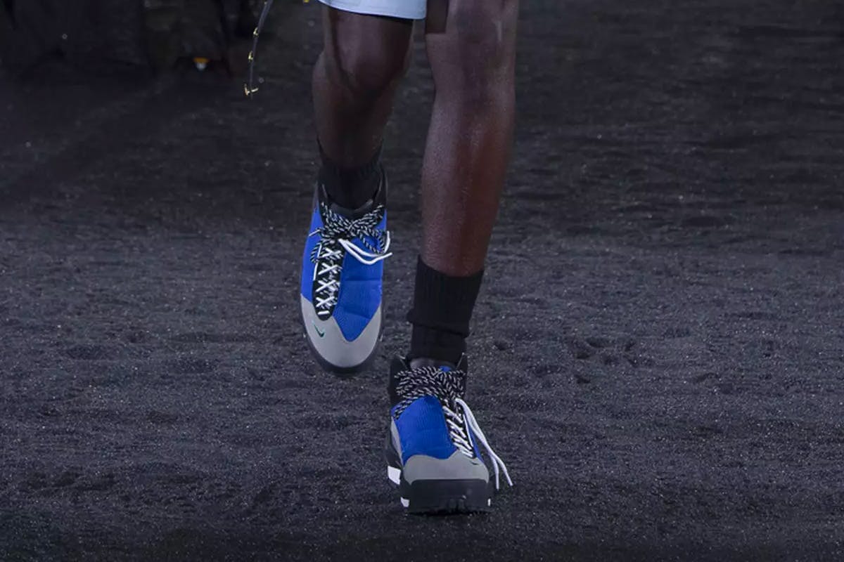 sacai-nike-footscape