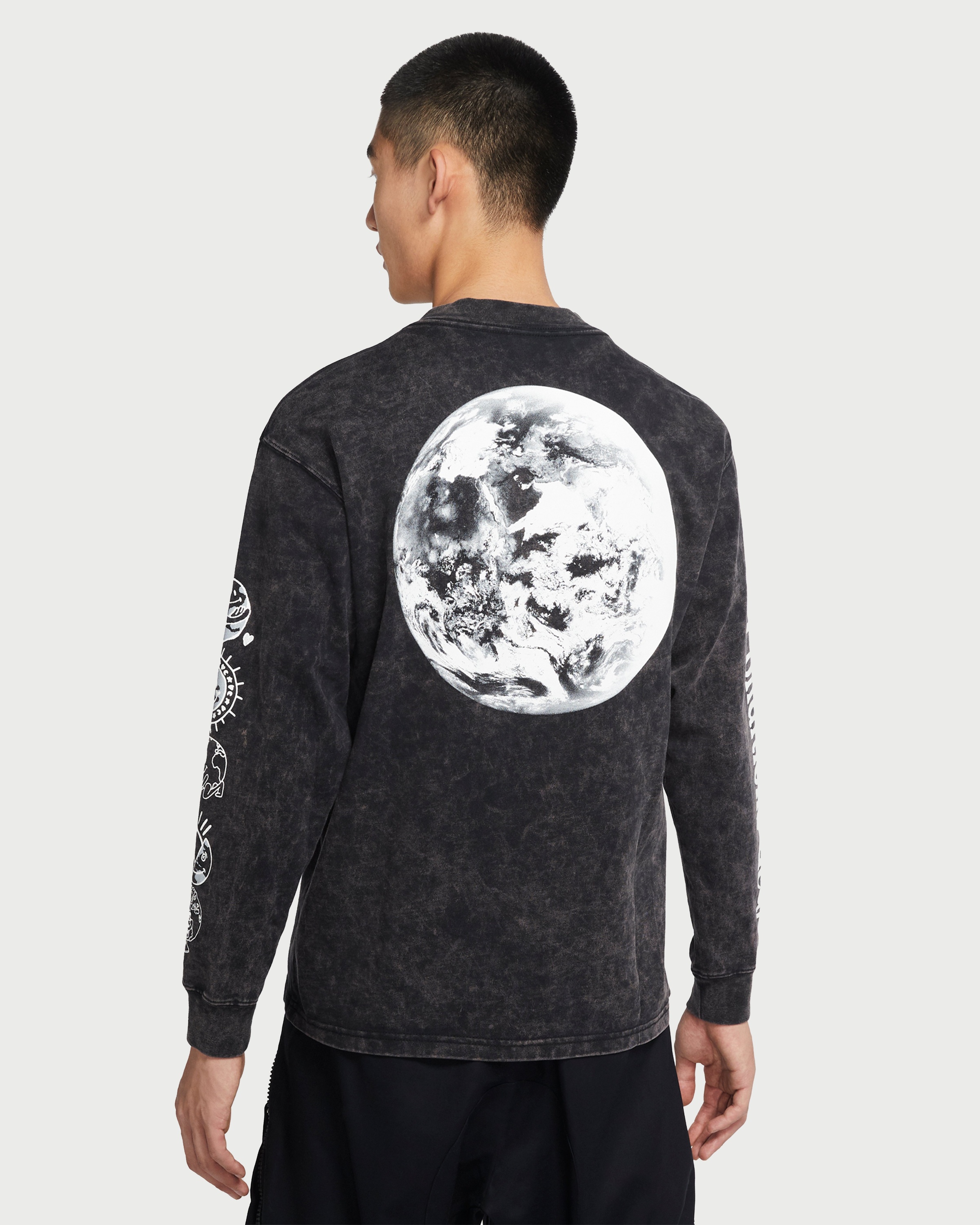 Nike ACG – Earth Men's Longsleeve Black - Longsleeves - Black - Image 1