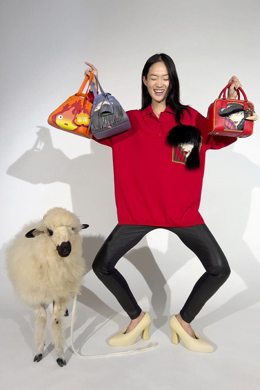 loewe-howls-moving-castle-studio-ghibli-new-001_0005_LOEWE_SS23_JT_HMC_CAMPAIGN_RGB_CROPPED_4X5_18