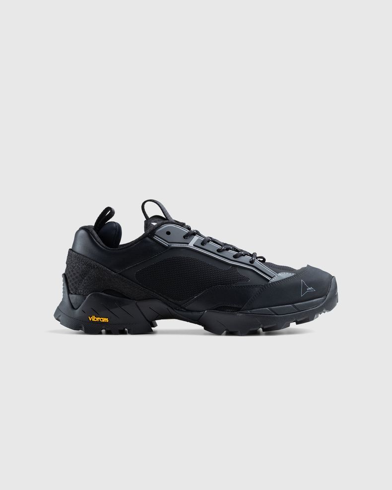Lhakpa Sneaker Black