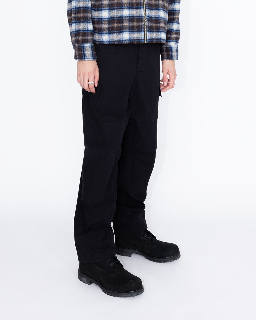 Highsnobiety HS05 – Re-Inforced Nylon Cargo Trouser Black - Pants - Black - Image 3