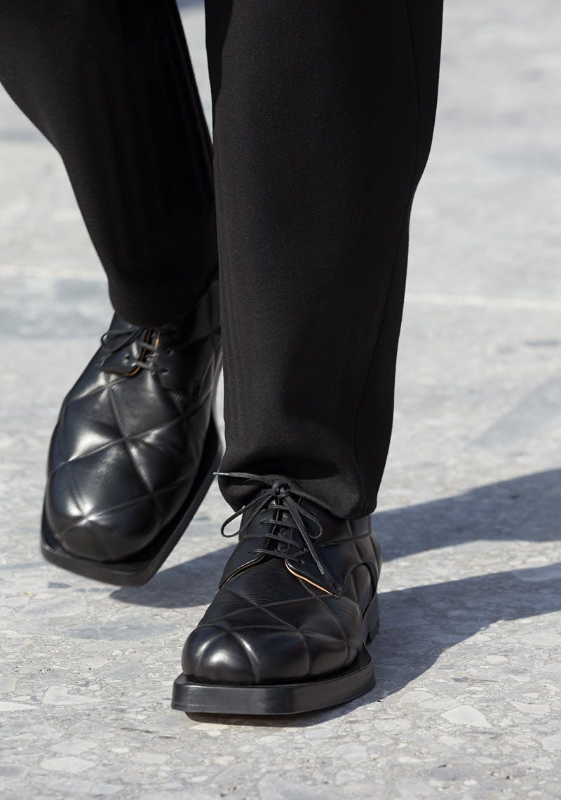 bottega-veneta-is-bringing-timeless-luxury-back-to-fashion-11