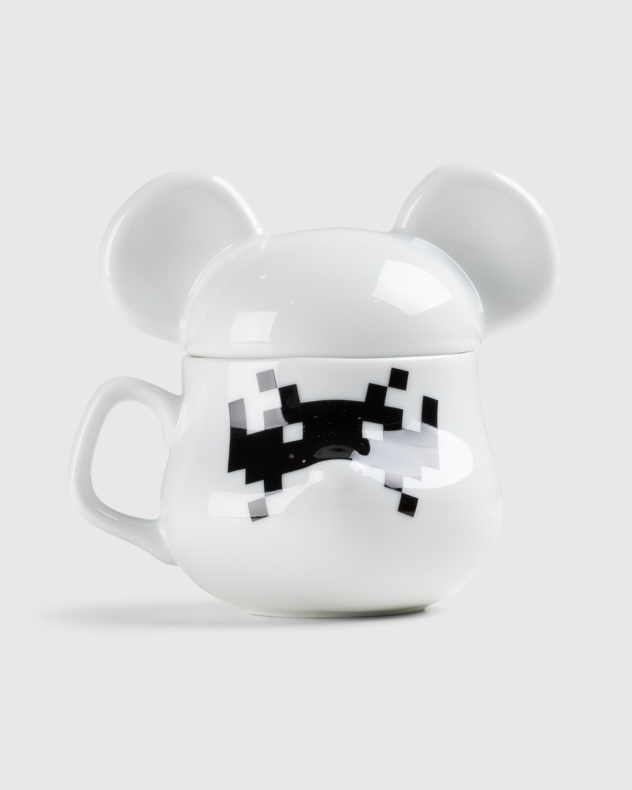 Medicom – Space Invaders Be@rmug White/Black - Ceramics - White - Image 1