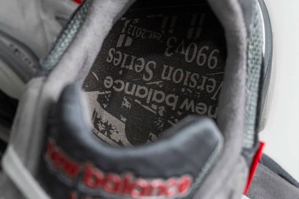 like-phoenix-ashes-new-balance-990-vs3-born-03
