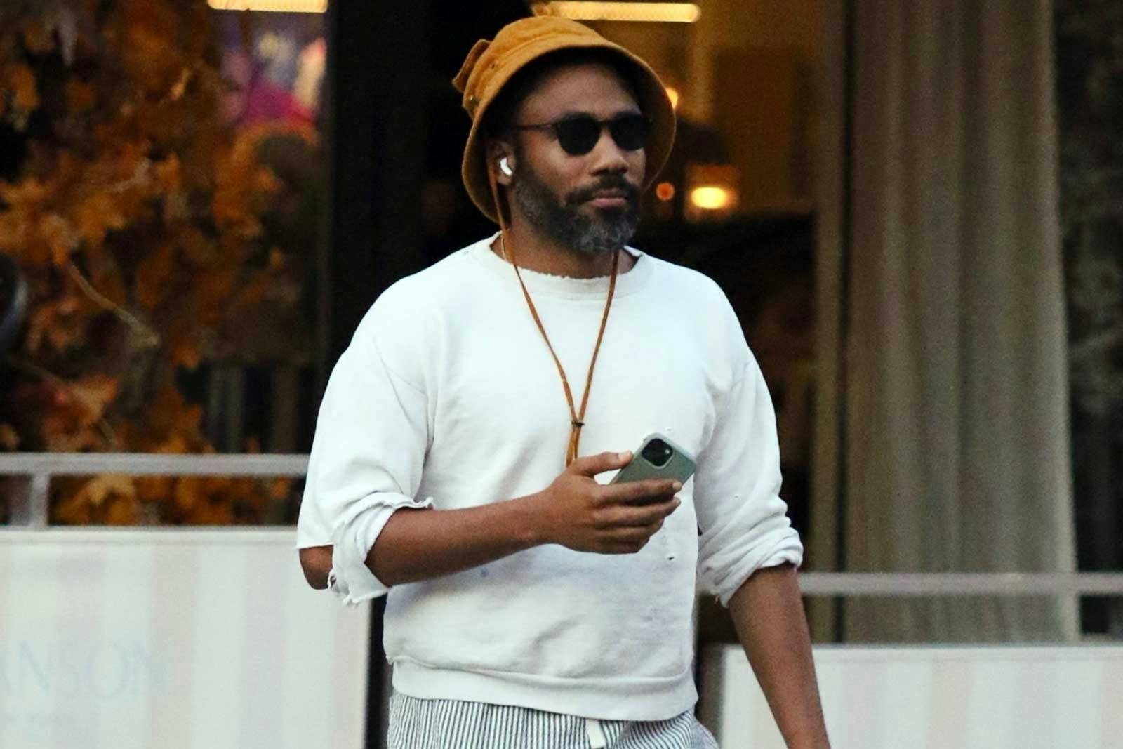 Donald Glover Rocks Tiny Shorts in NYC, Flexing Muscular Legs - Vimarsana News