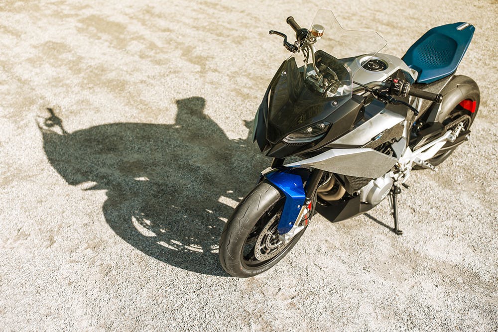bmw-motorrad-concept-9cento-05