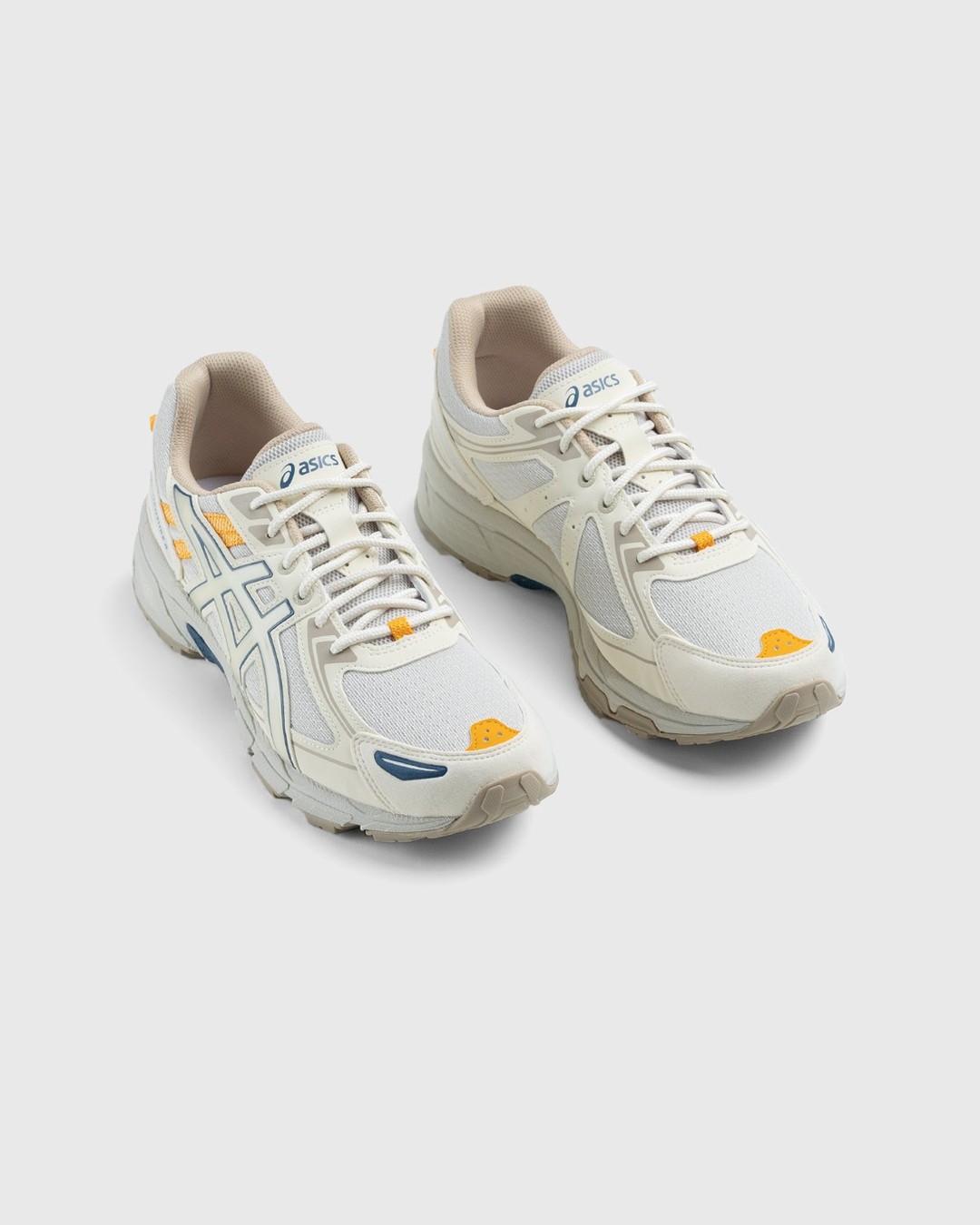asics – Gel-Venture 6 Smoke Grey Birch - Low Top Sneakers - White - Image 3
